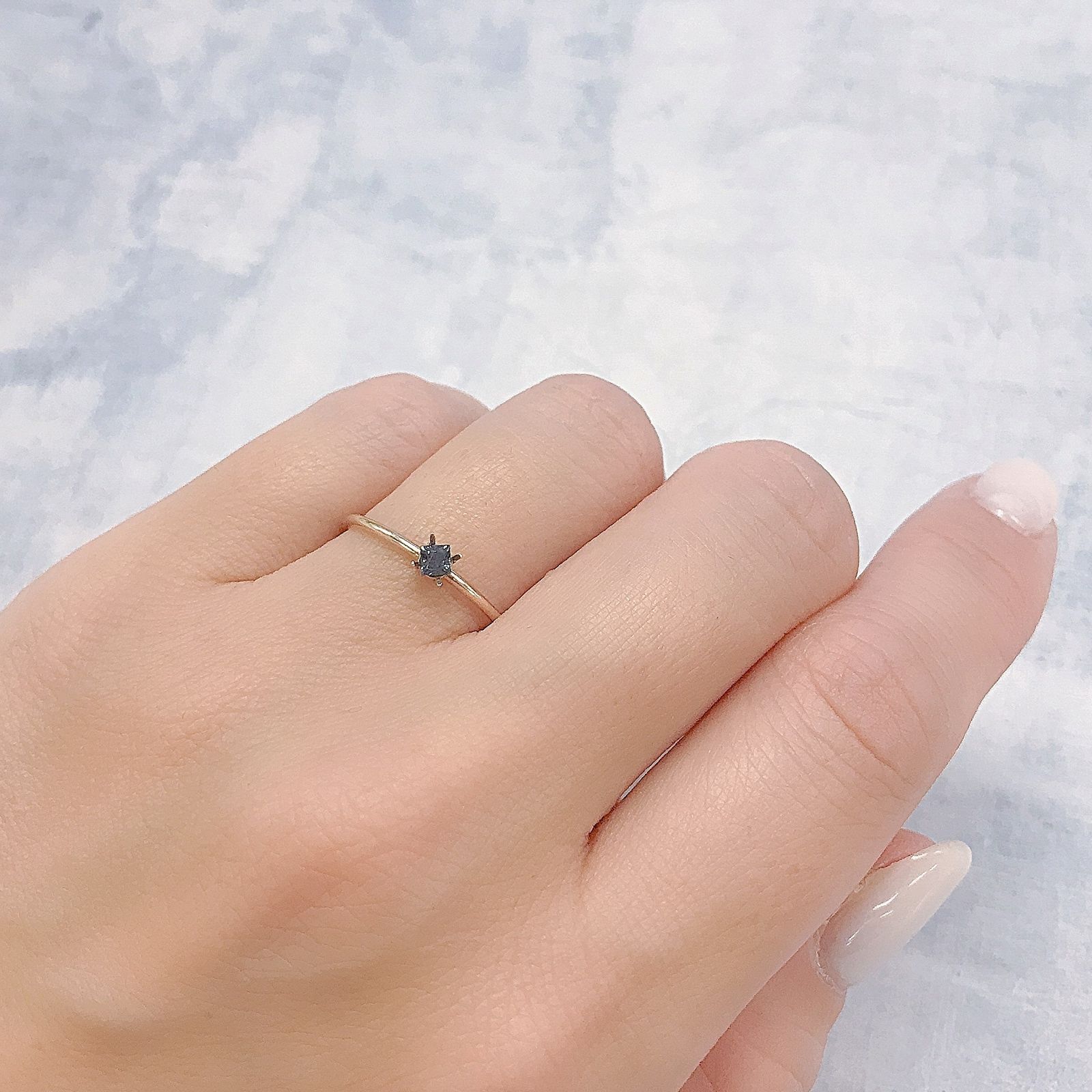 ◇プリンセスカット◇カラーチェンジガーネット アレキタイプ(宝石名ガーネット)マダガスカル・ベキリー産 0.10ct 識別済[220616541]2.4x2.4mm前後
