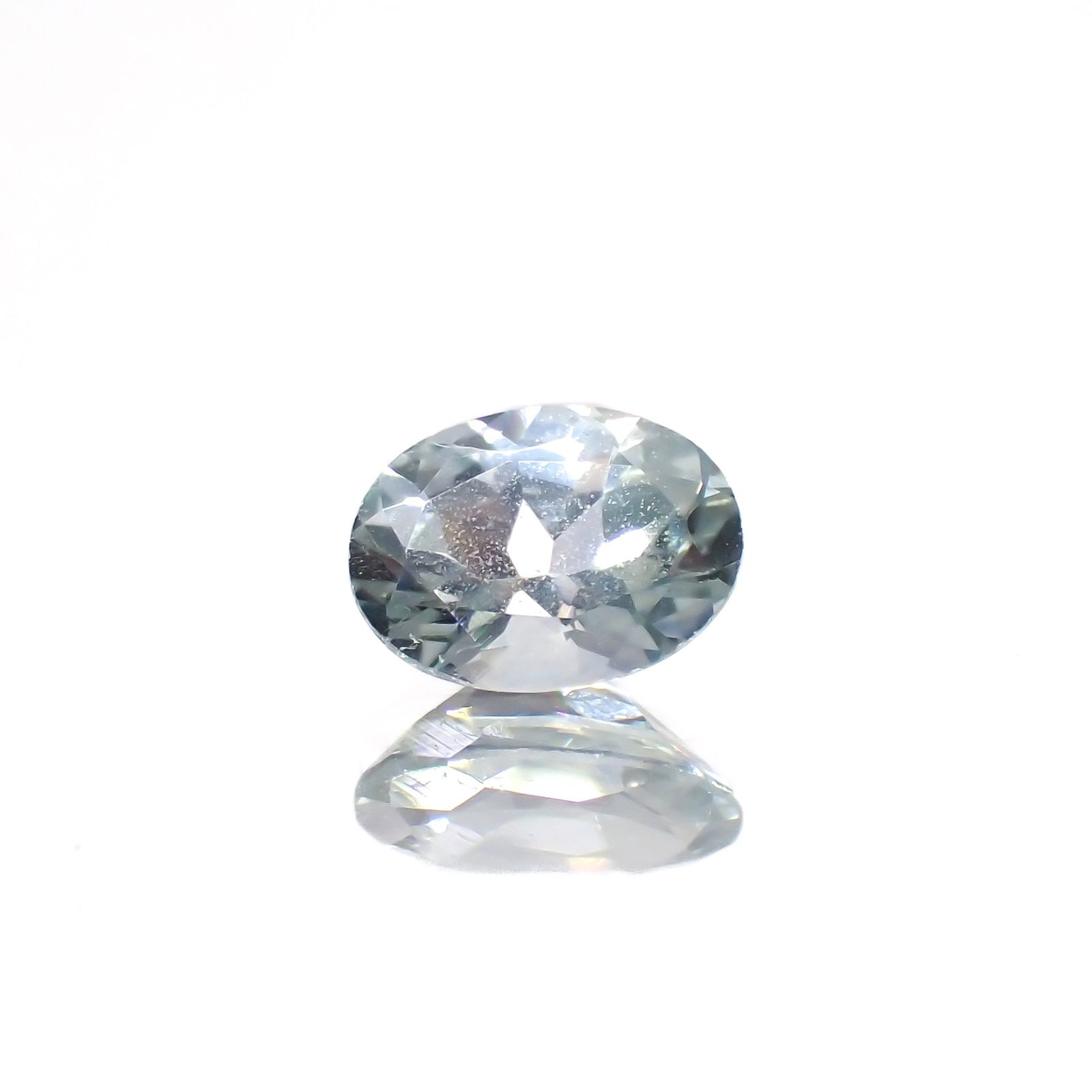 モンタナサファイア(宝石名サファイア)アメリカ・モンタナ州産 0.40ct 識別済[230622431]5.2x3.9mm前後