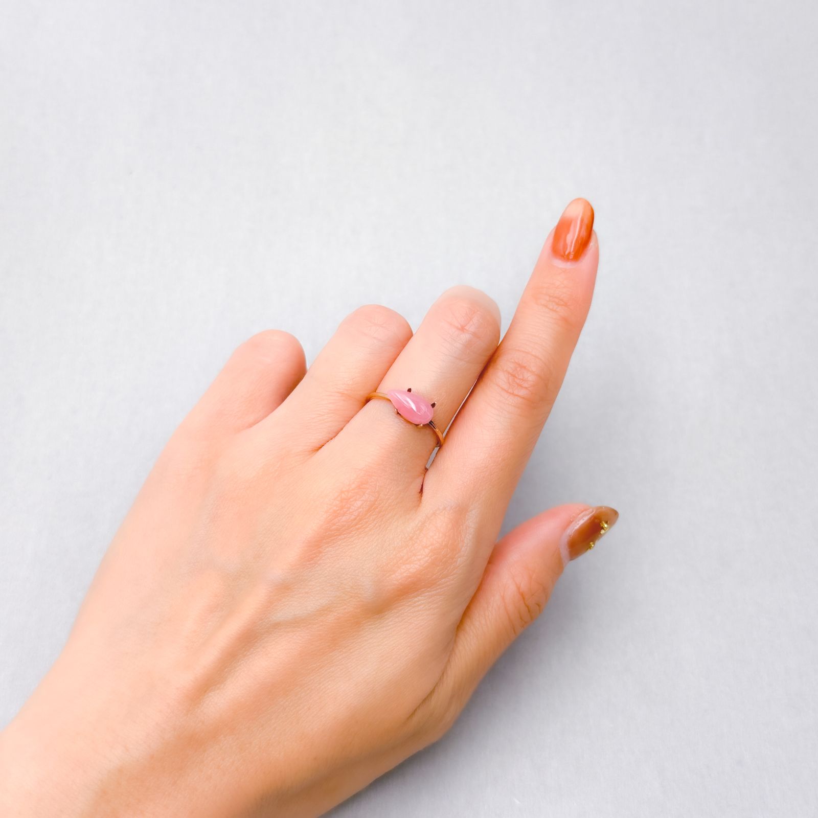 バスタマイト(宝石名バスタマイト)南アフリカ産 1.551ct ソ付(彩珠)[250330090]10.7x5.5mm前後