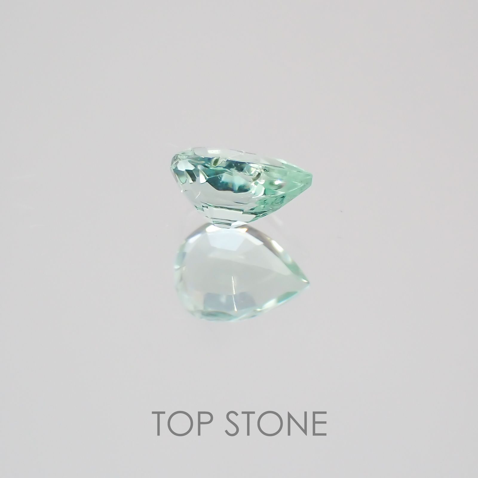 ミントベリル(宝石名グリーン・ベリル) ブラジル産 0.15ct 識別済[21059712]4.3×3.2mm前後