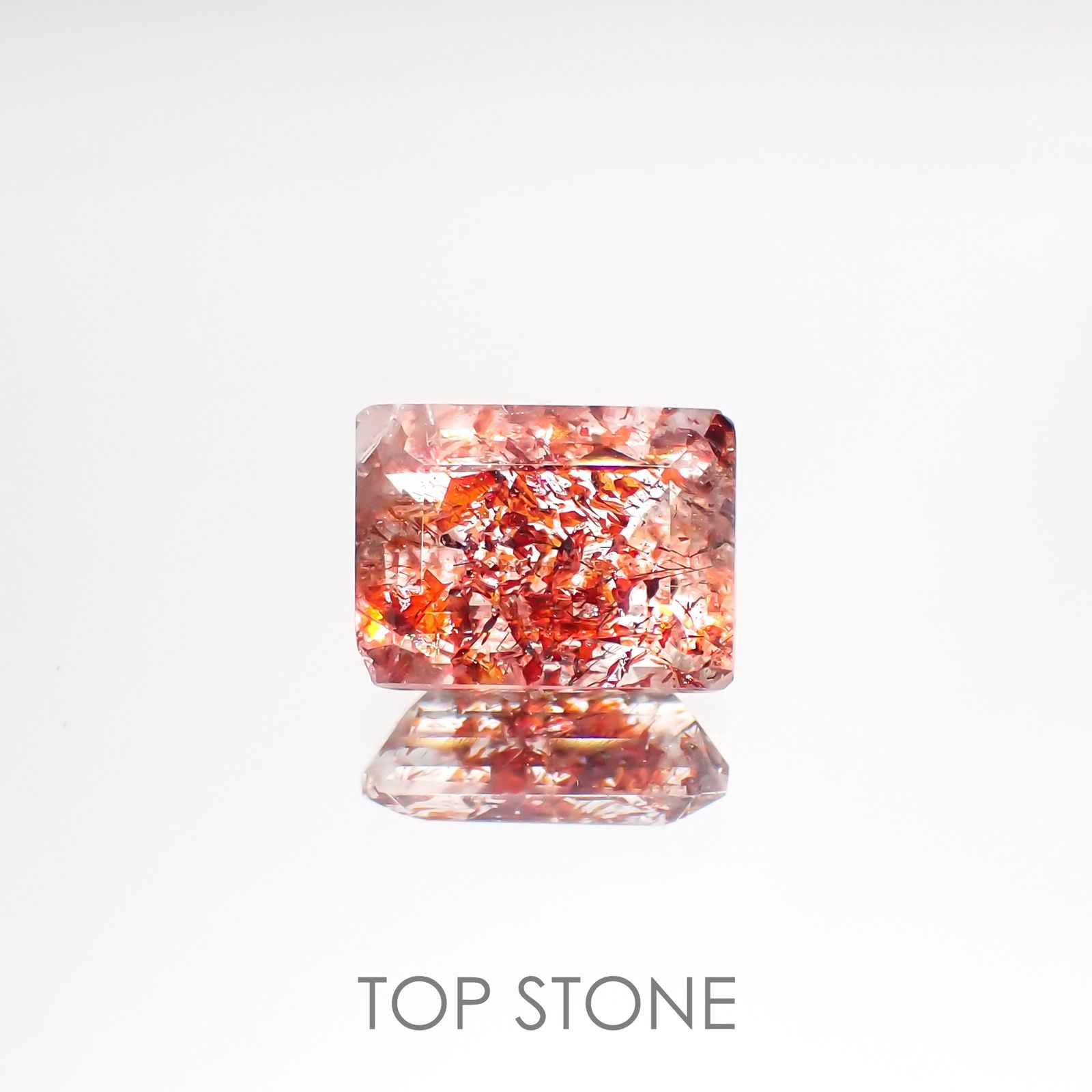 ファイヤークォーツ ナイジェリア産 1.89ct[220114755]8.8x6.6mm前後
