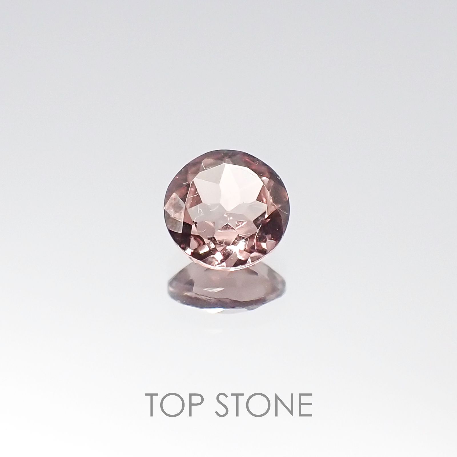 カラーチェンジマラヤガーネット(宝石名ガーネット) タンザニア・マヘンゲ産 0.51ct 識別済[20096094]5×4.9mm前後