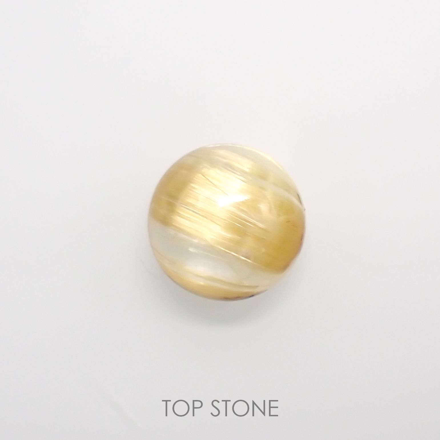 ルチルクォーツ(宝石名ルチルレイテッド・クォーツ) ブラジル産 2.48ct 識別済[211013311]8.3×8.3mm前後