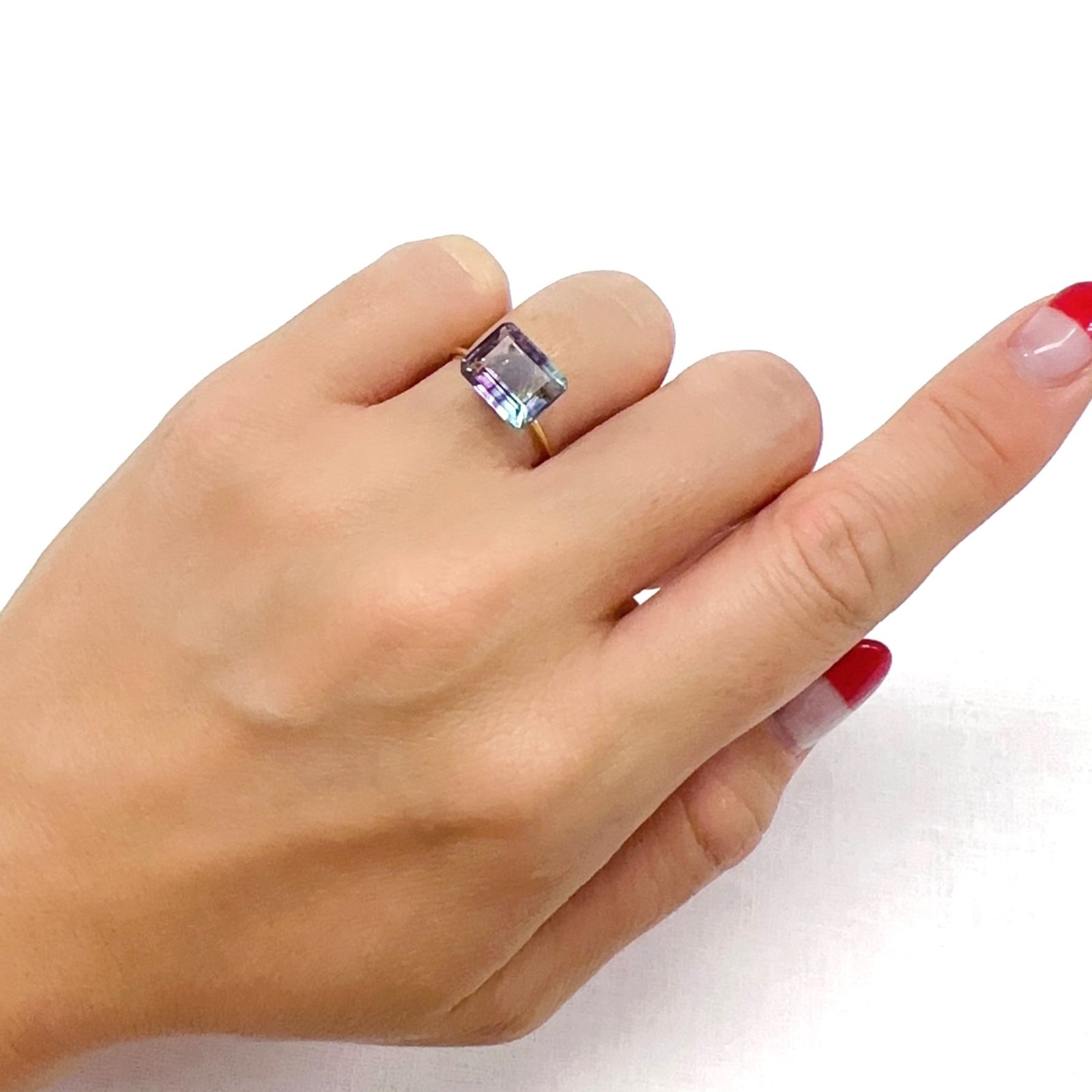 パーティカラーフローライト フルオレッセンス ブラジル産 4.04ct[230823266]10.1x8mm前後