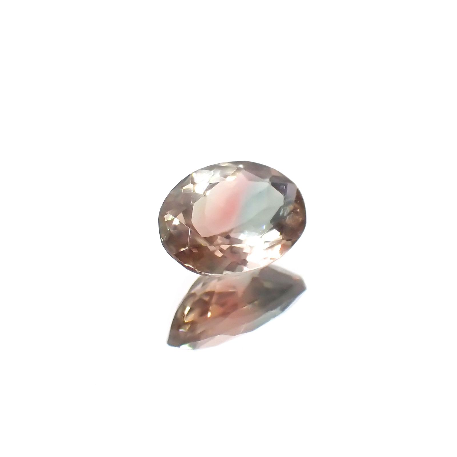 パーティカラーオレゴンサンストーン アメリカ・オレゴン州産 0.93ct / 7.8x5.7mm前後 [230722847]