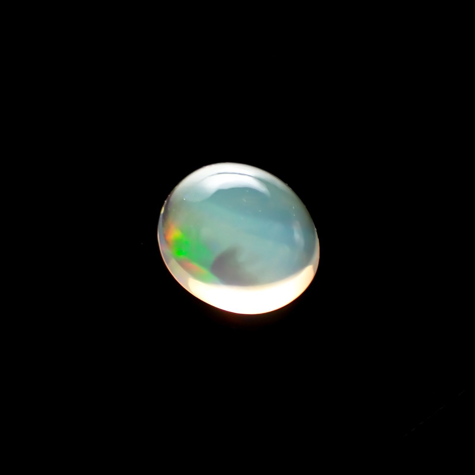 メキシコオパール(宝石名オパール)メキシコ産 0.90ct 識別済[231023919]7.2x6.3mm前後