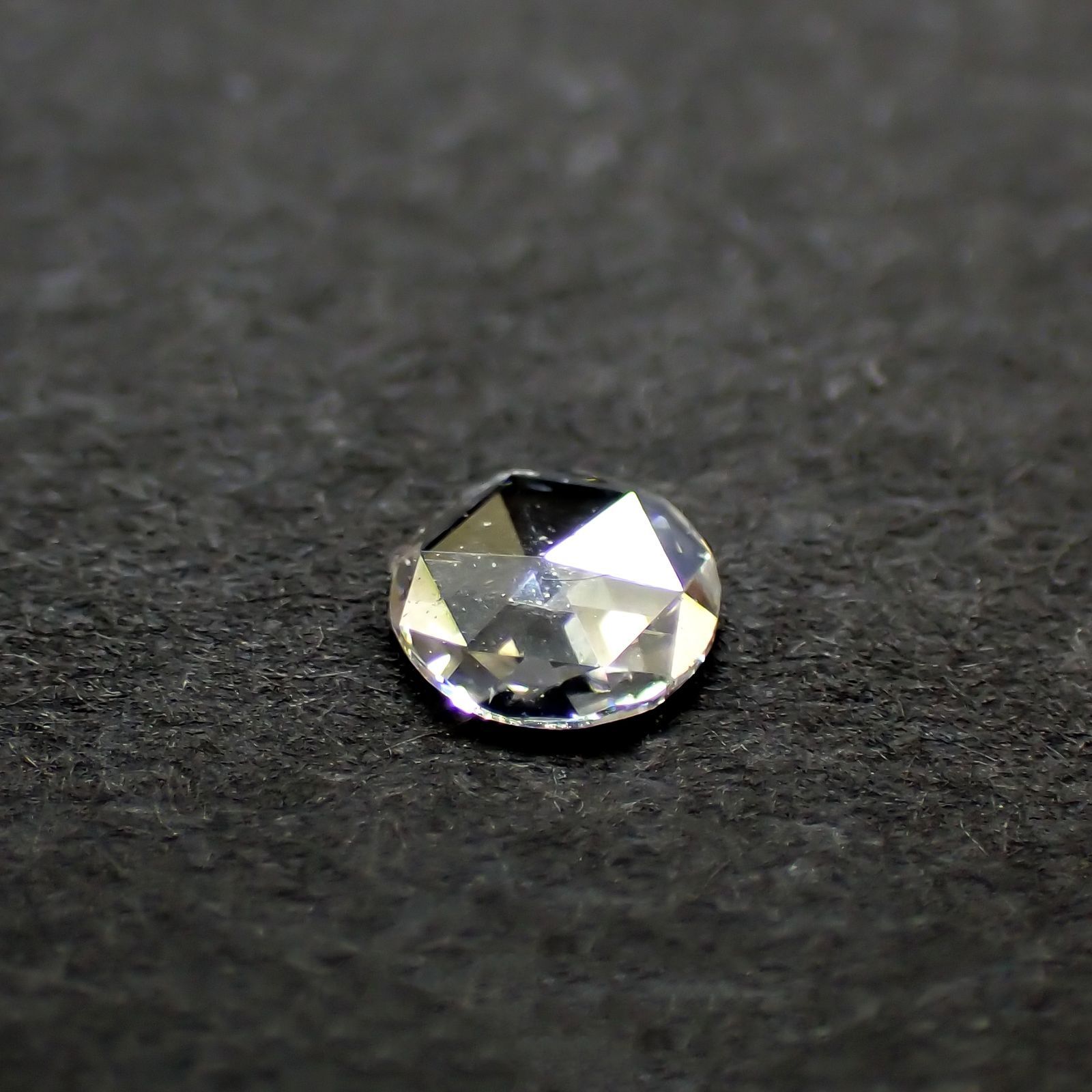 ◇ローズカット◇ダイヤモンド SI-VS / D-G(宝石名ダイアモンド) 0.064ct 識別済[210610904]2.9×2.9mm前後