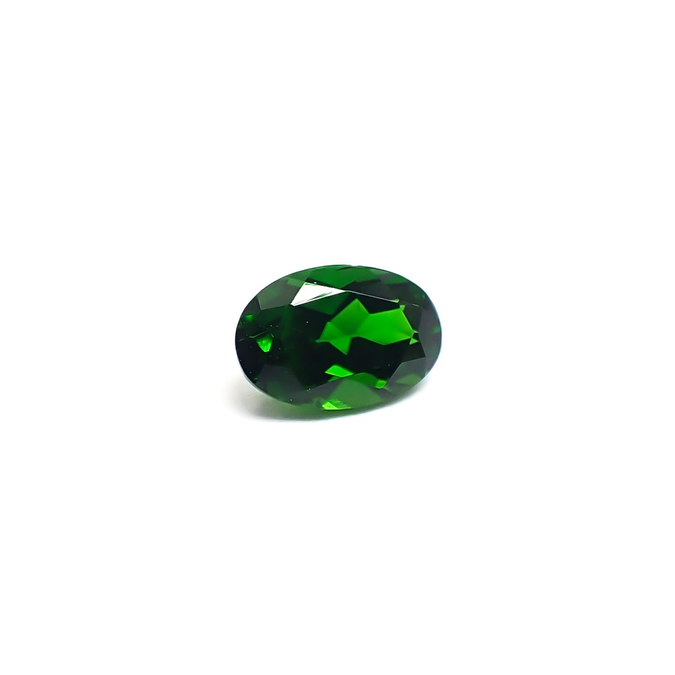 クロムダイオプサイド(宝石名クロム・ダイオプサイド)ロシア産 識別済 0.47ct / 5.8x3.9mm前後 [260432100]