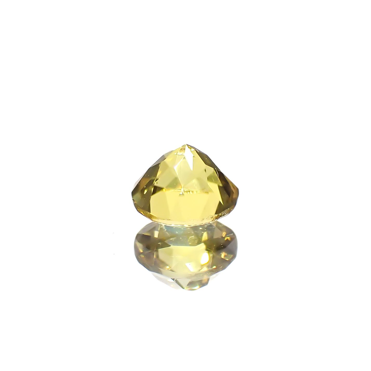 カナリートルマリン ザンビア・カナリー鉱山産 0.27ct[240527817]3.9x3.9mm前後