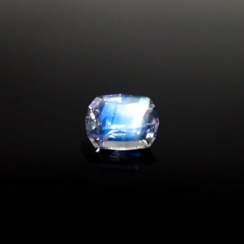 ◇カスタムカット◇レインボームーンストーン マダガスカル産 1.10ct [250229845]7.4x6mm前後