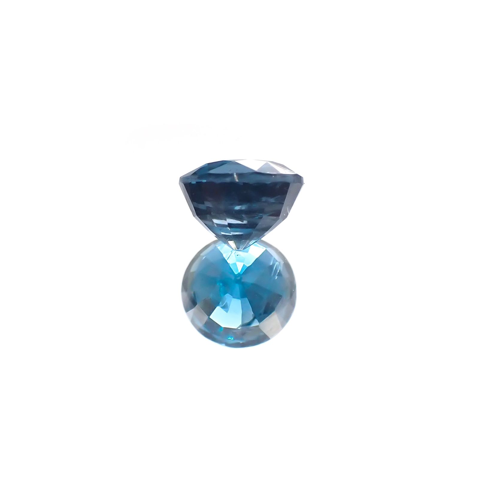 オーシャンブルーカイヤナイト(宝石名カイヤナイト) インド・オリッサ州産 2.06ct 識別済[210912370]7×7mm前後