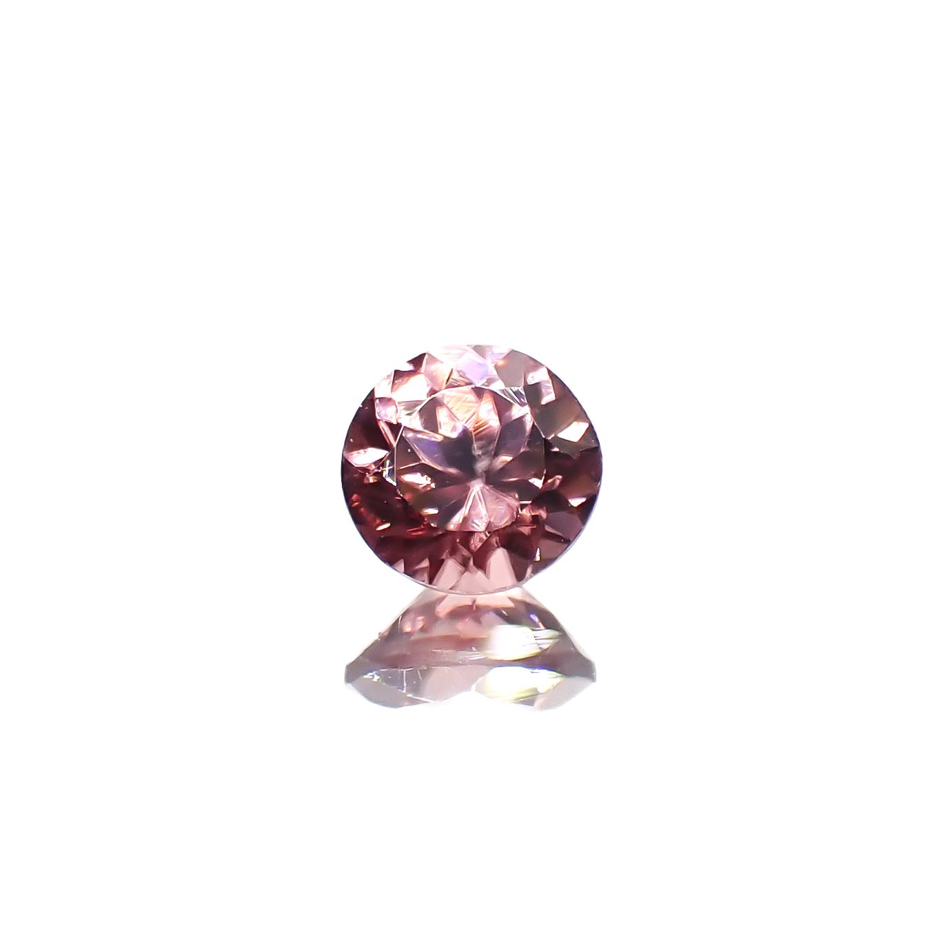 ピンクジルコン スリランカ/カンボジア産 0.69ct[240928808]4.9x4.9mm前後