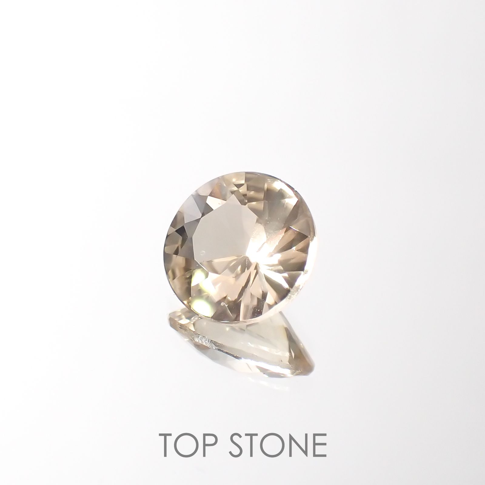 イエローフェナカイト(宝石名イエロー・フェナカイト)ブラジル産 1.372ct ソ付(彩珠)[221018524]7.8x7.6mm前後