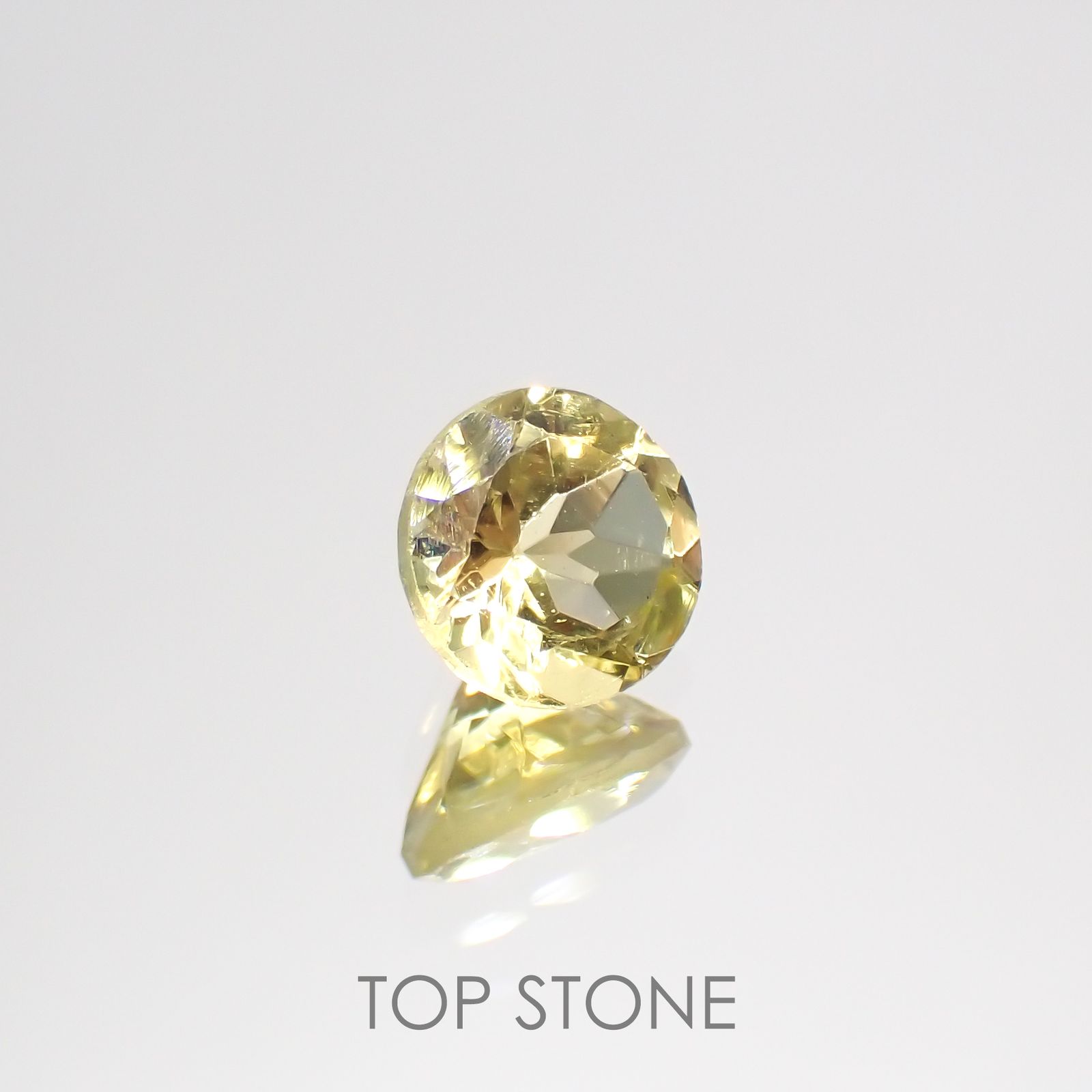 レモンイエローアパタイト(宝石名アパタイト)メキシコ産 0.86ct 識別済[220115469]6x5.9mm前後