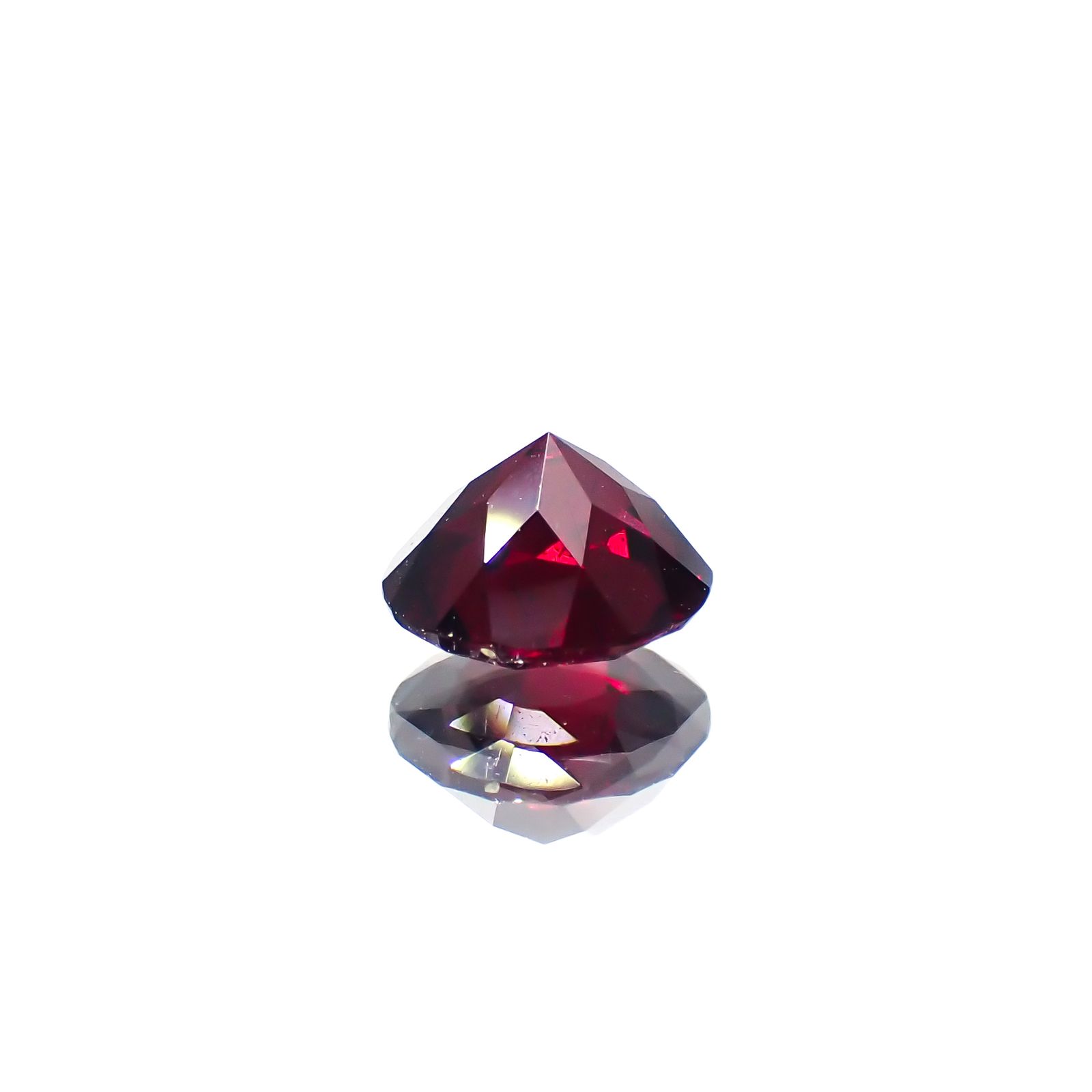 アントヒルガーネット(クロムパイロープガーネット) アメリカ・アリゾナ州産 0.94ct[231224538]6x6mm前後