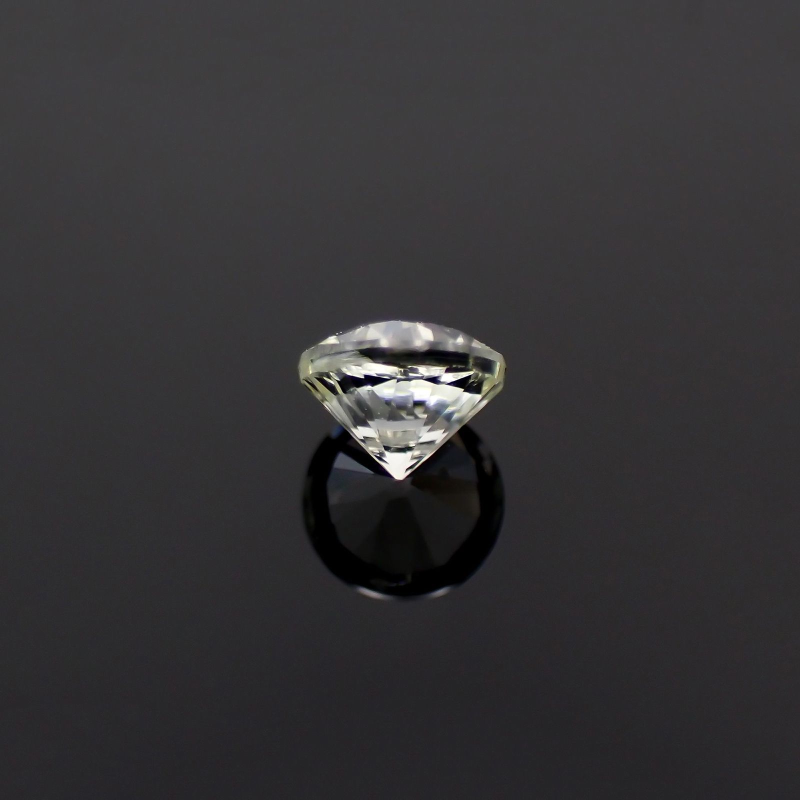 リューコガーネット ビルマ産 0.21ct [230923534]3.4x3.4mm前後