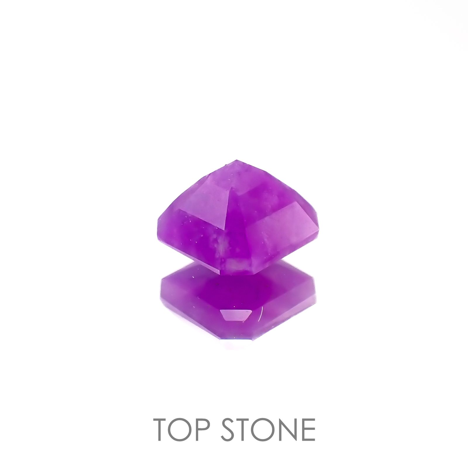 スギライト 南アフリカ産 1.00ct[220917605]6.1x5.8mm前後