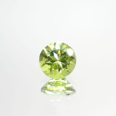 ペリドット(宝石名ペリドット) パキスタン産 1.15ct 識別済[210813072]6.4×6.4mm前後