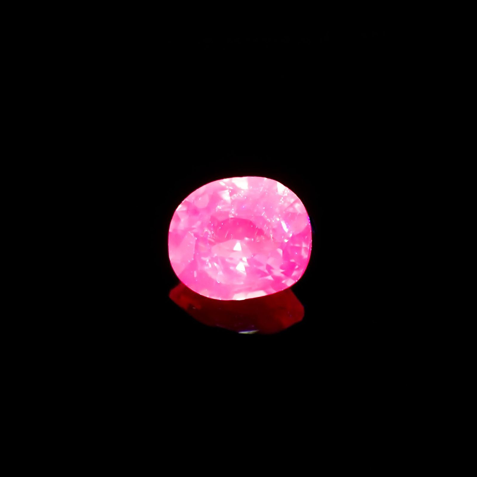シルキーピンクサファイア 非加熱 ベトナム産 0.48ct[221219456]4.9x4.2mm前後