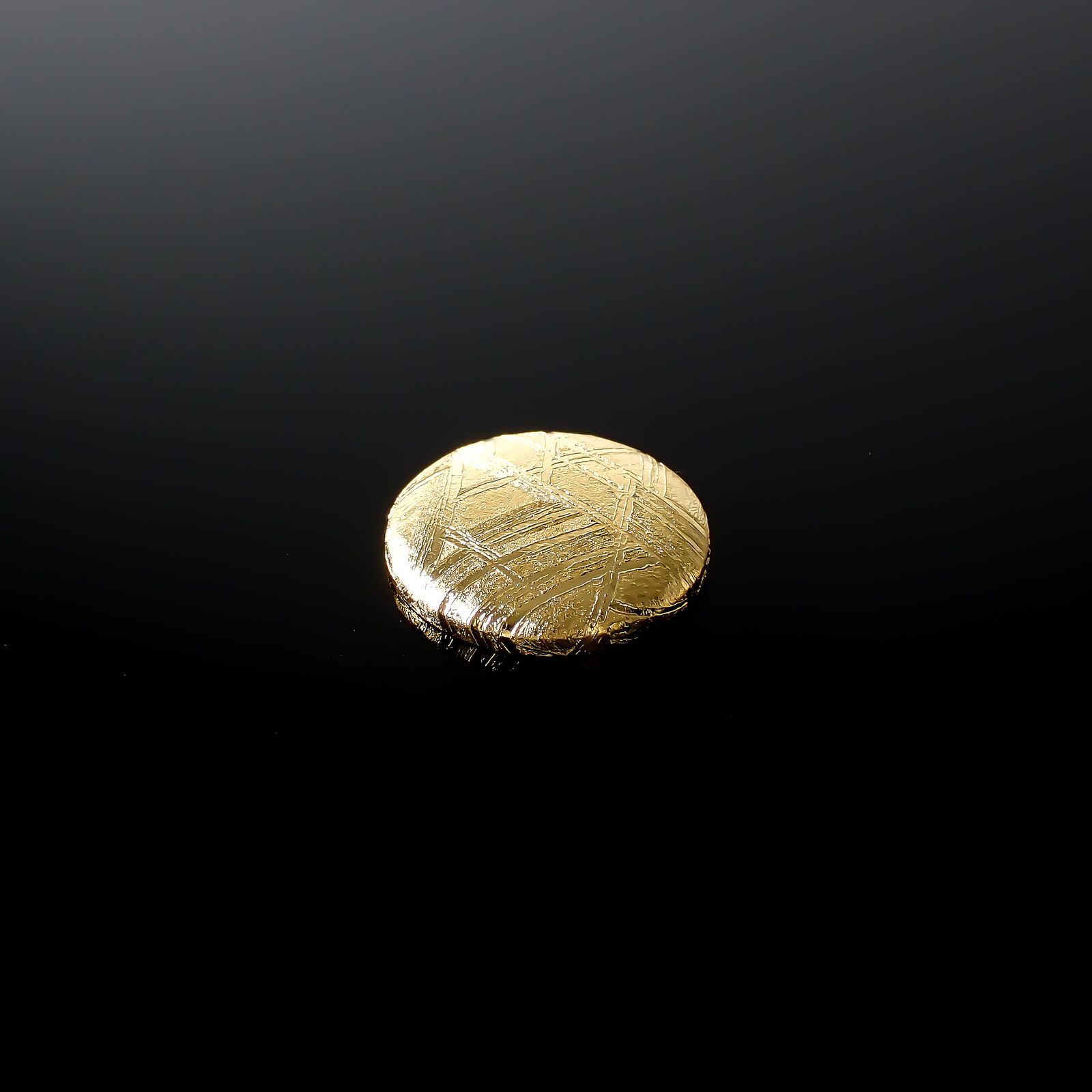 ムオニナルスタ隕石 発見地:スウェーデン 14.54ct[240125809]14.9x14.9mm前後