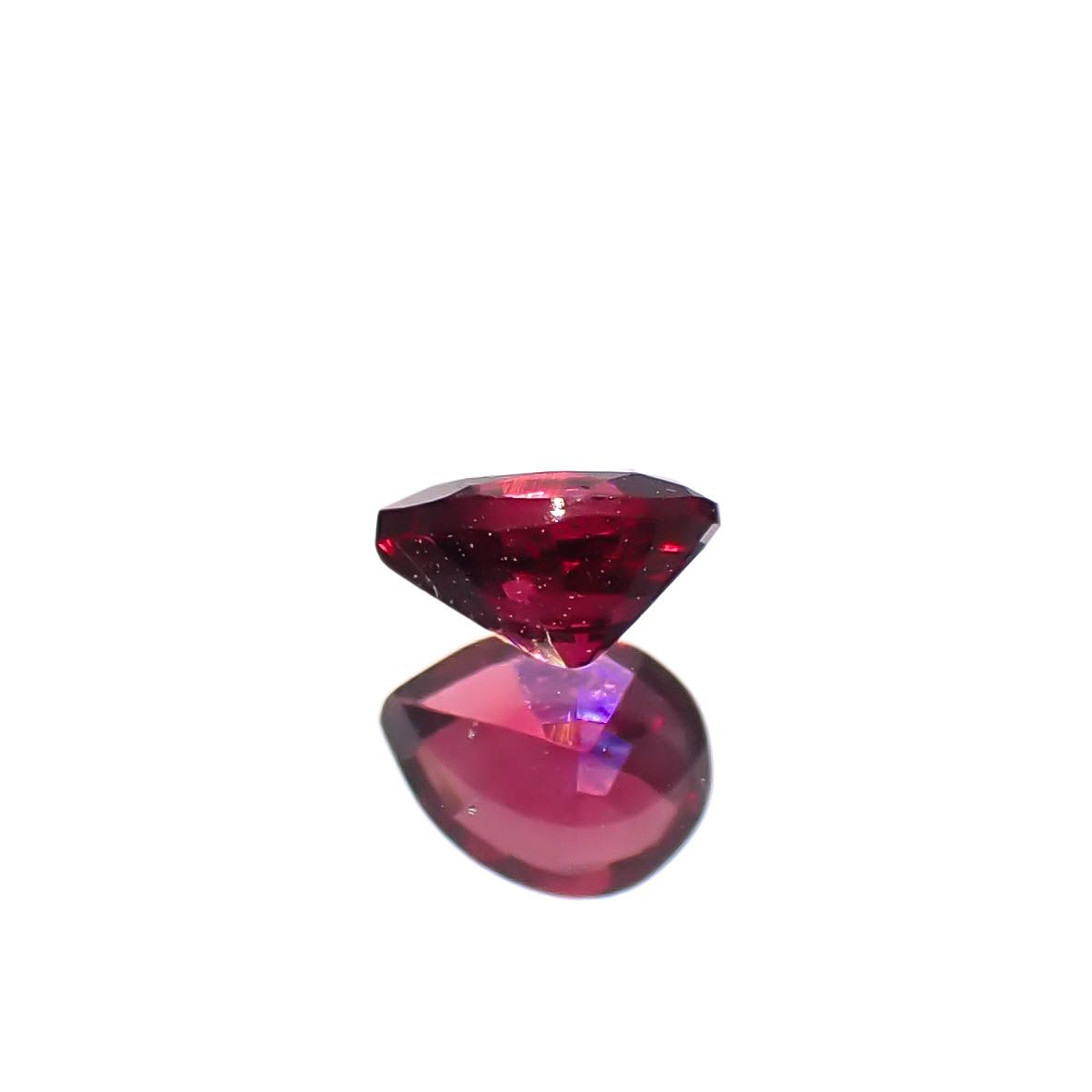 レッドスピネル ビルマ産 0.16ct[240728580]3.8x3mm前後