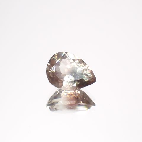 パーティカラーオレゴンサンストーン アメリカ・オレゴン州産 1.17ct[230722843]8x5.9mm前後