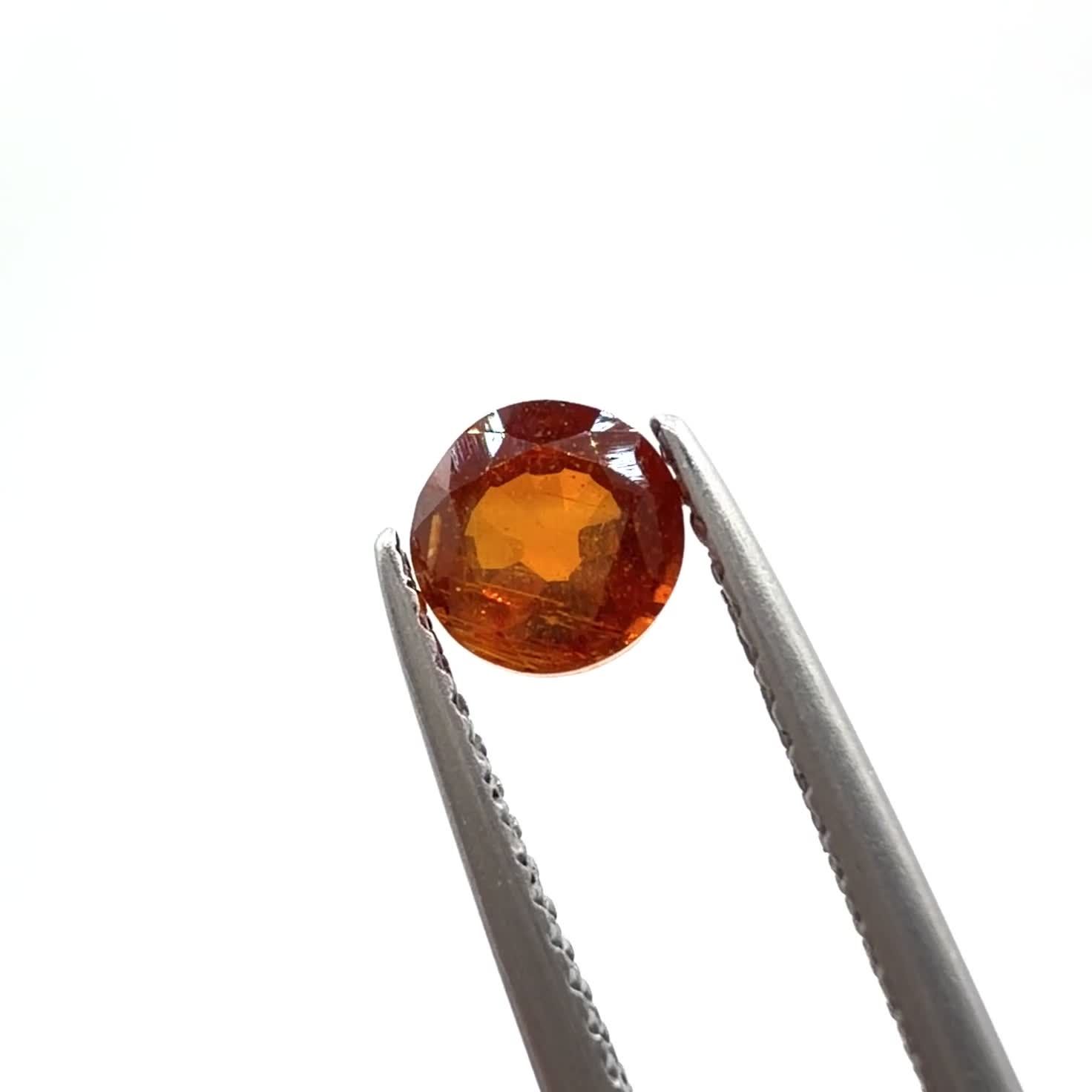 14kgfオレンジカイヤナイト・ブラウンピンクアンダリュサイトピアス オレンジカイヤナイト ネパール産 0.82ct / 5.2x5.2mm前後 [260920588