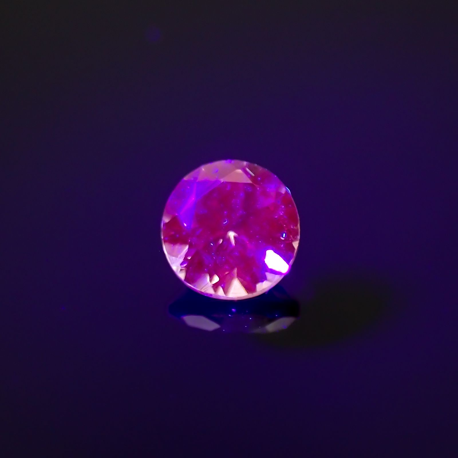 ドラゴンガーネット タンザニア産 0.35ct[230421450]4x4mm前後