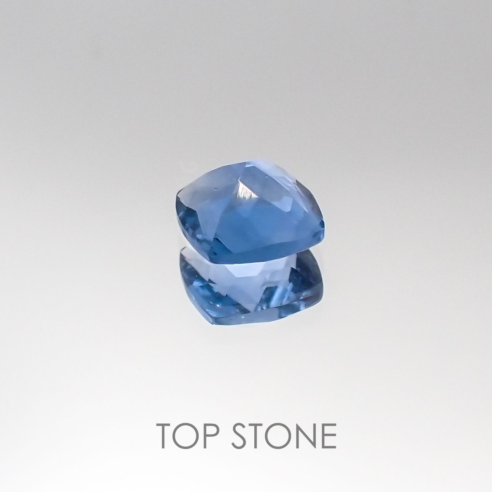 カラーチェンジフローライト ブラジル産 ルース 1.06ct[20095833]6×6mm前後