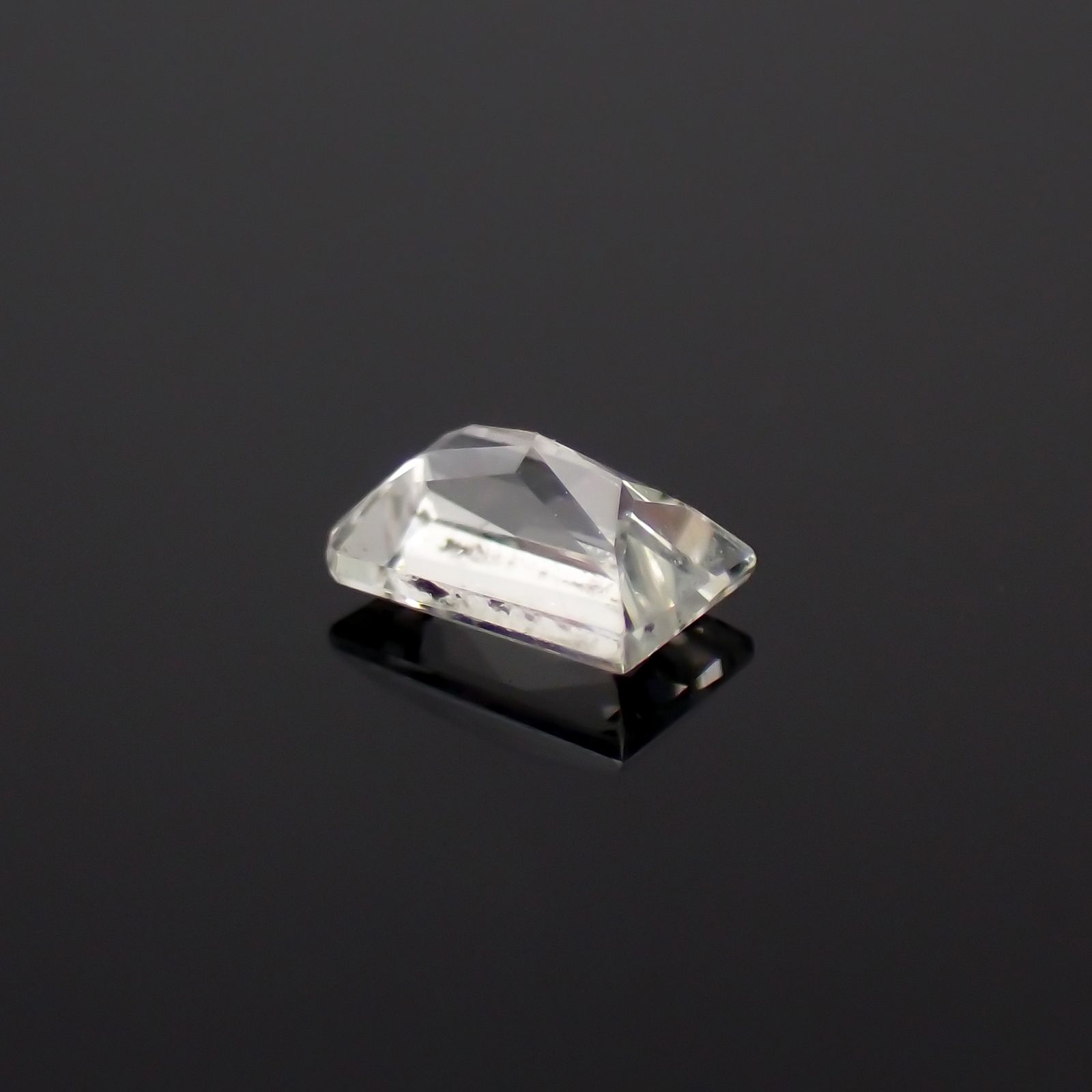 リューコガーネット ビルマ産 0.18ct[230923532]3.7x2.4mm前後