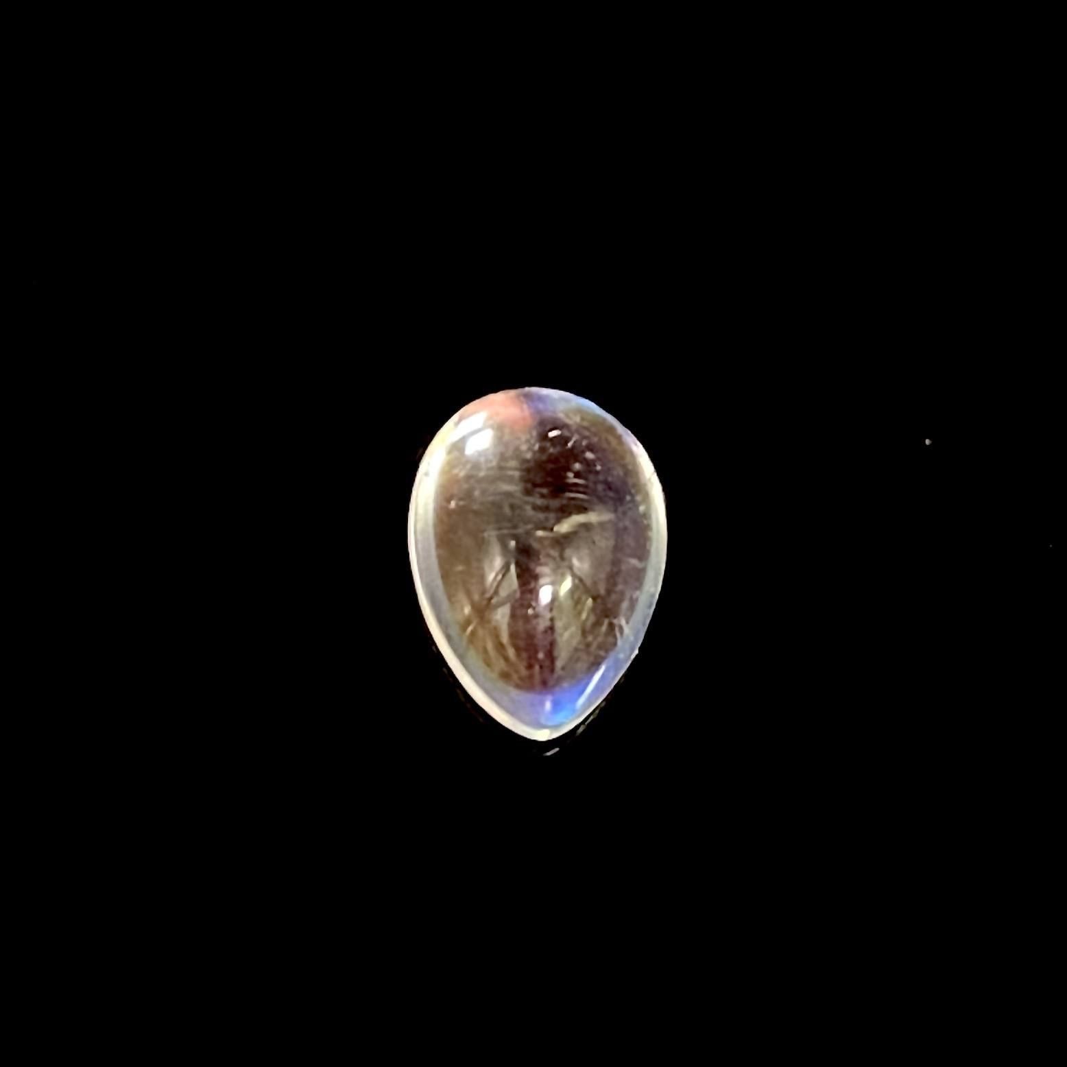 レインボームーンストーン(宝石名アンデシン・ラブラドライト)マダガスカル産 1.07ct 識別済[230522006]7.3x5.3mm前後