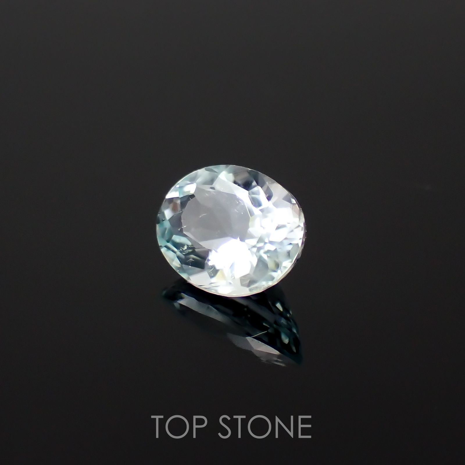 モンテブラサイト(宝石名モンテブラサイト)マダガスカル産 0.94ct 識別済[230120291]7.4x5.5mm前後