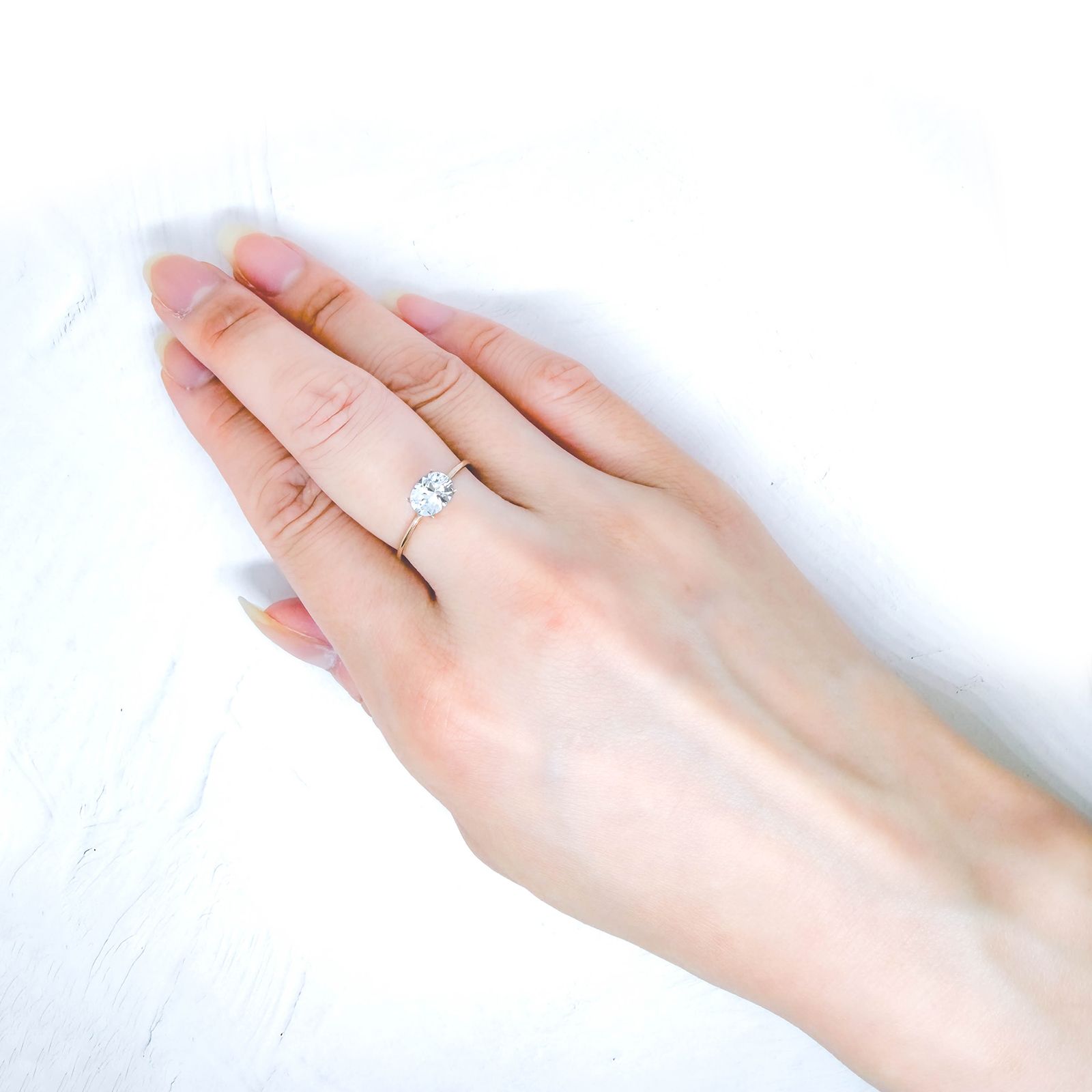 フェナカイト ロシア・マリシェボ鉱山産 0.82ct / 7x5.5mm前後 [260632431]