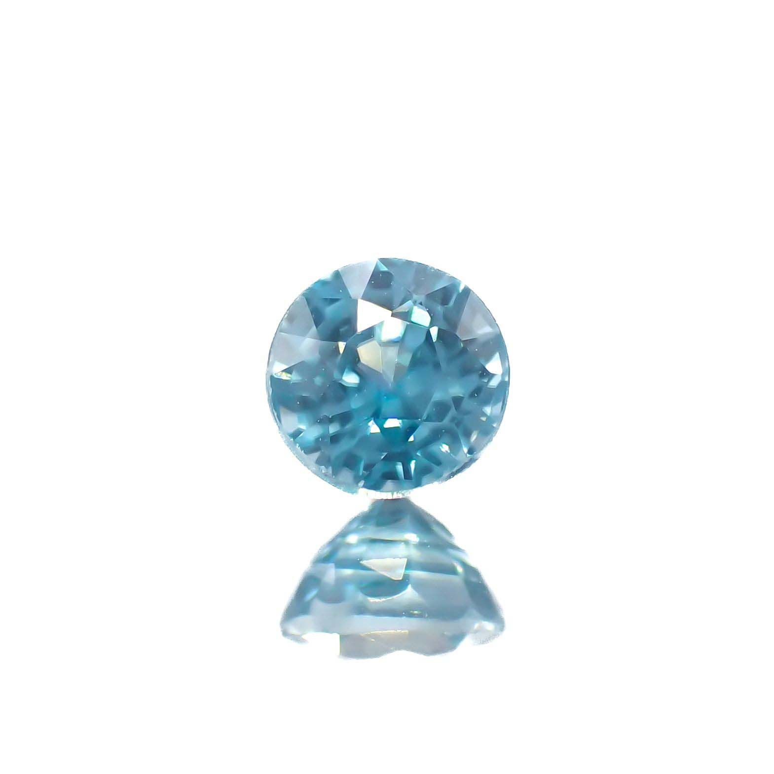 ブルージルコン(宝石名ブルー・ジルコン)カンボジア産 0.58ct 識別済[220716835]4.3x4.3mm前後