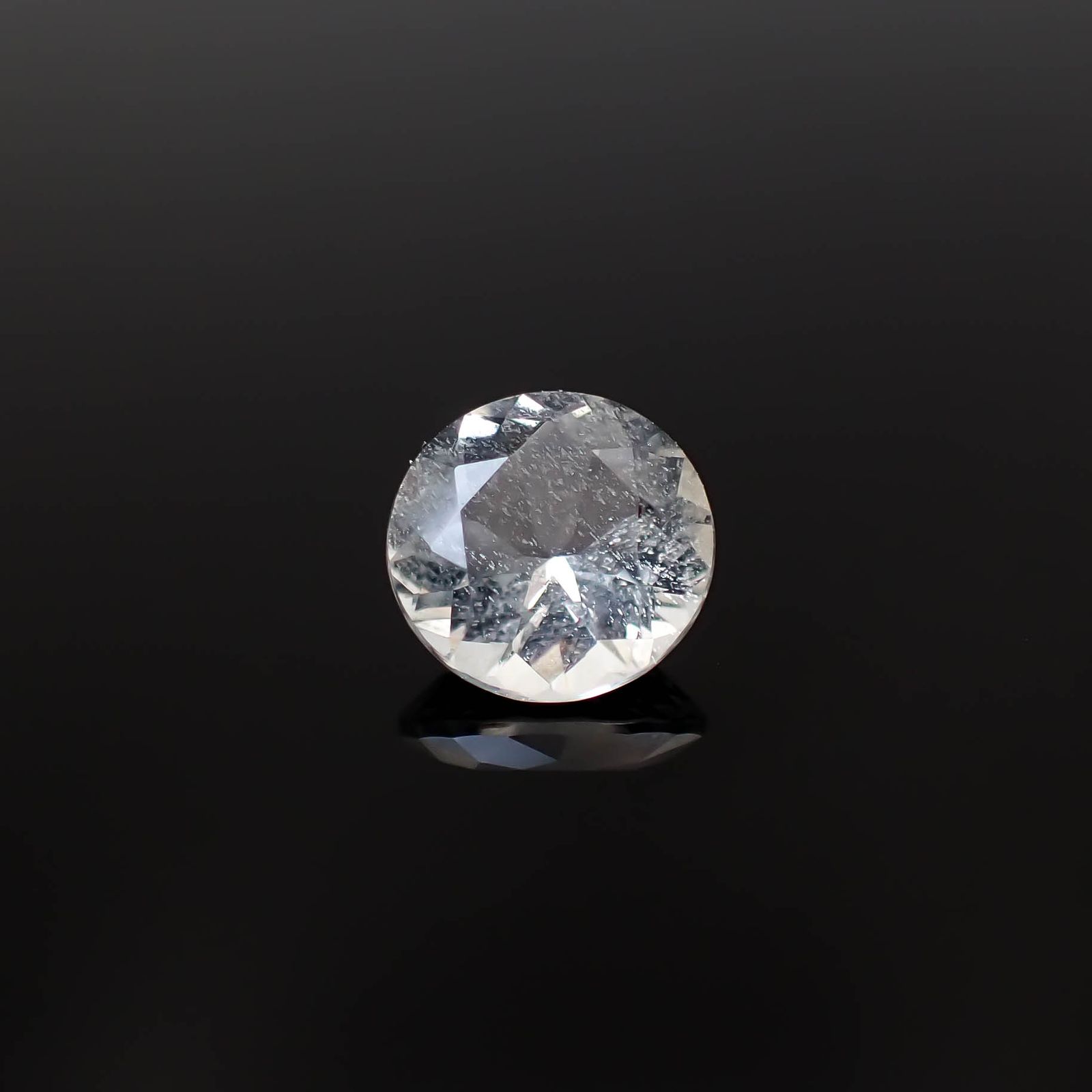 オーソクレース(宝石名ホワイト・オーソクレース)パキスタン産 1.01ct 識別済[250530440]7x7mm前後