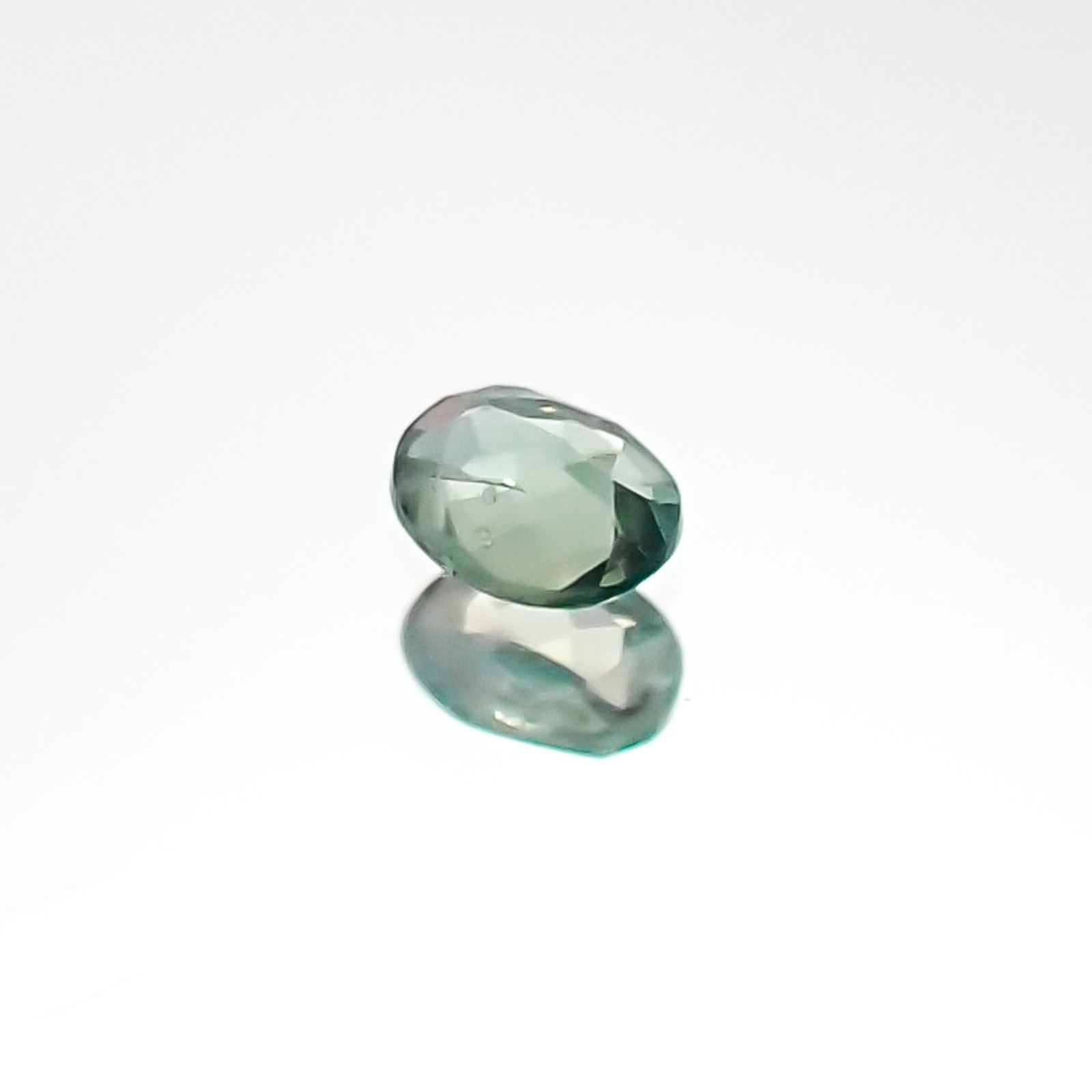 アレキサンドライト ブラジル産 ルース 0.04ct[20095558]2.4×1.9mm前後