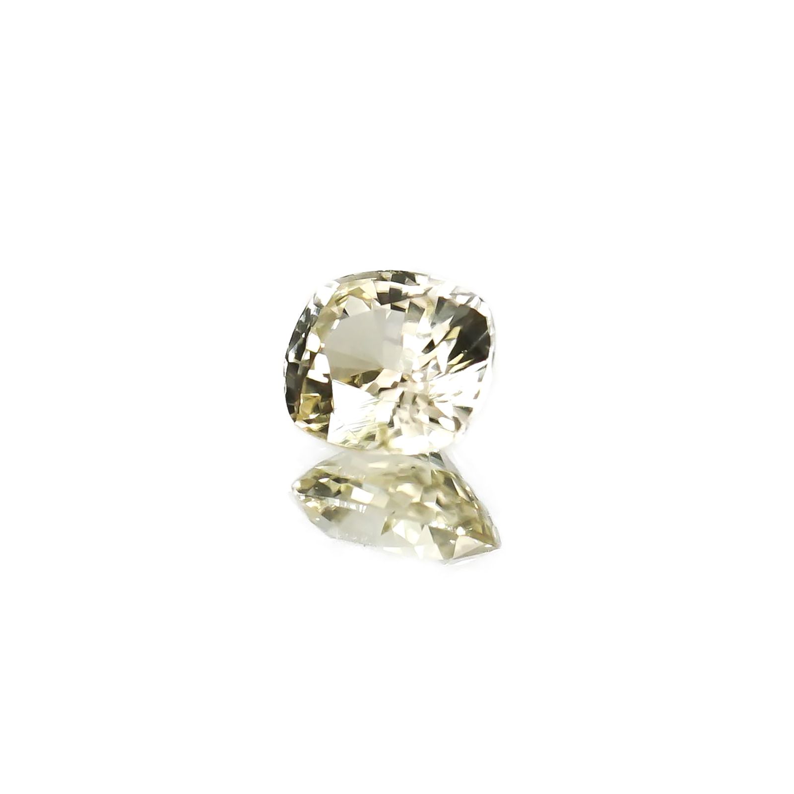 シンハライト(宝石名シンハライト)スリランカ産 0.65ct 識別済 [221219711]5.5x4.9mm前後