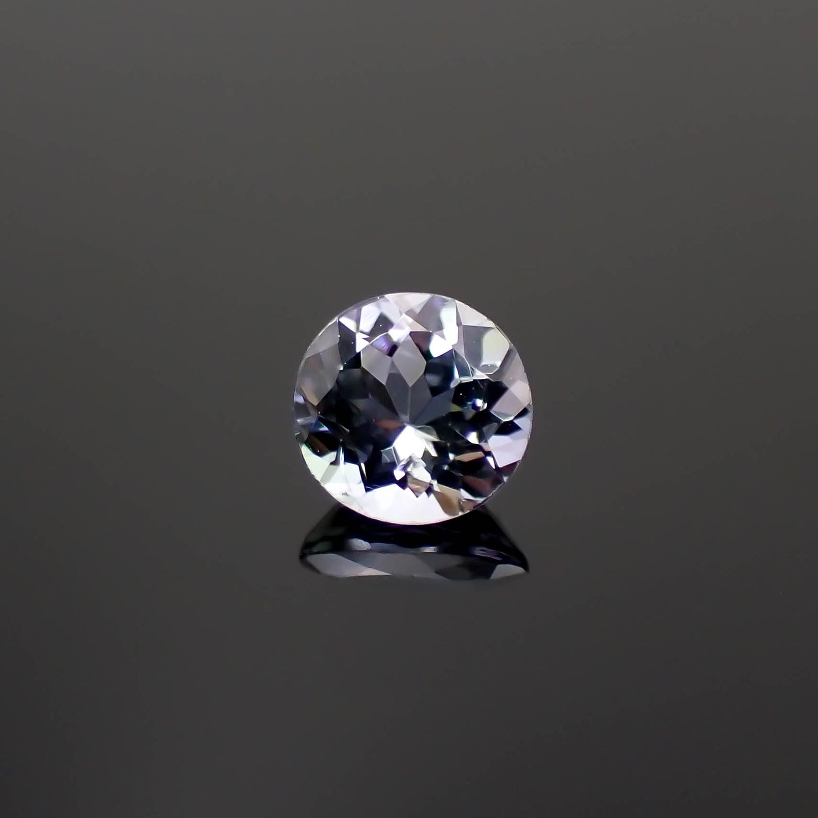 バイカラータンザナイト(宝石名ゾイサイト)タンザニア産 0.44ct 識別済[230421804]4.9x4.8mm前後