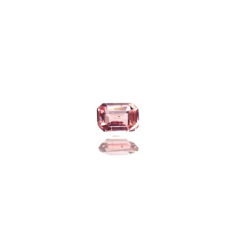 ヴェイリネナイト(宝石名ベイリネナイト)パキスタン産 0.043ct 識別済[240628344]2.4x1.7mm前後