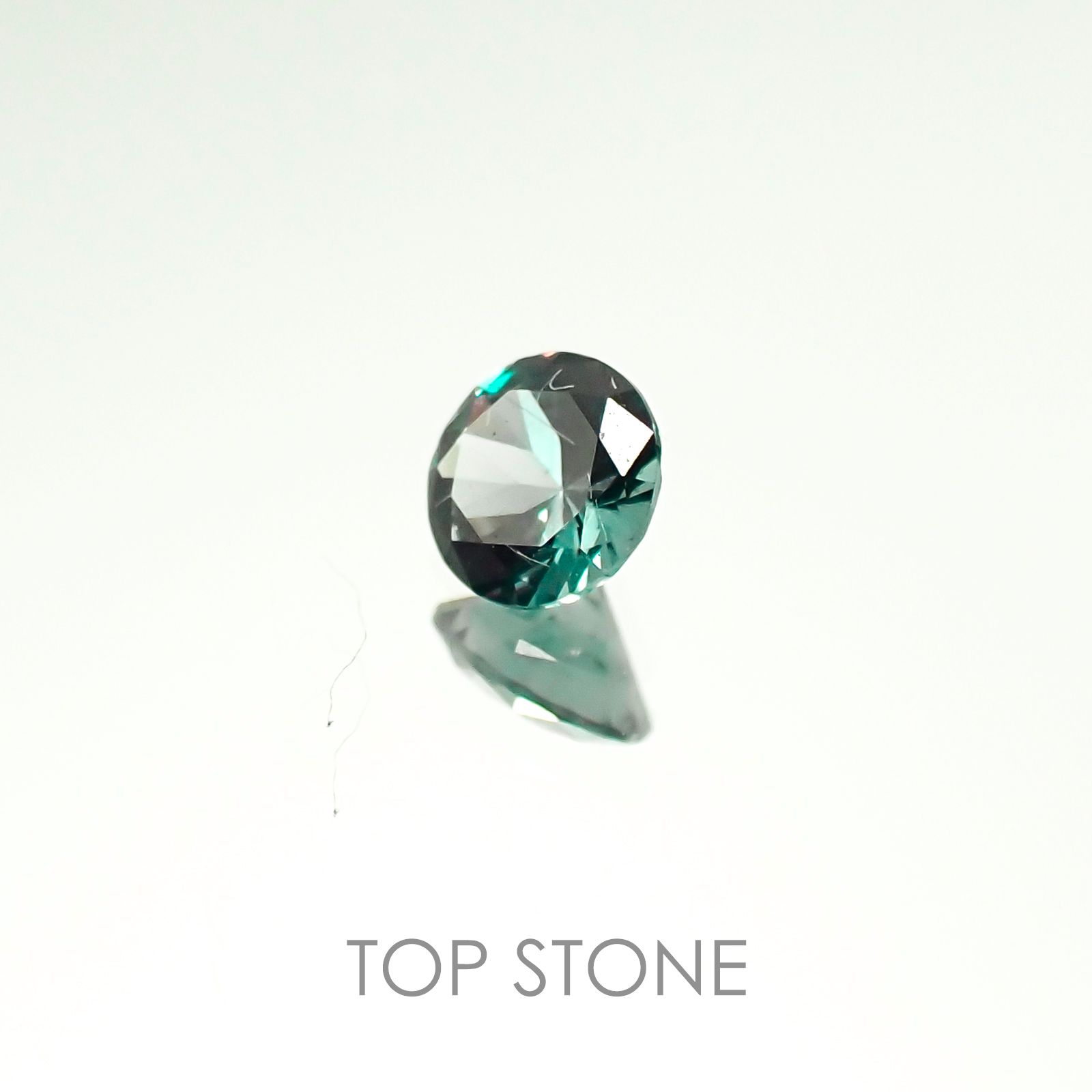 カラーチェンジガーネット(アレキタイプ) マダガスカル・ベキリー産 ルース 0.19ct[20106635]3.5×3.5mm前後