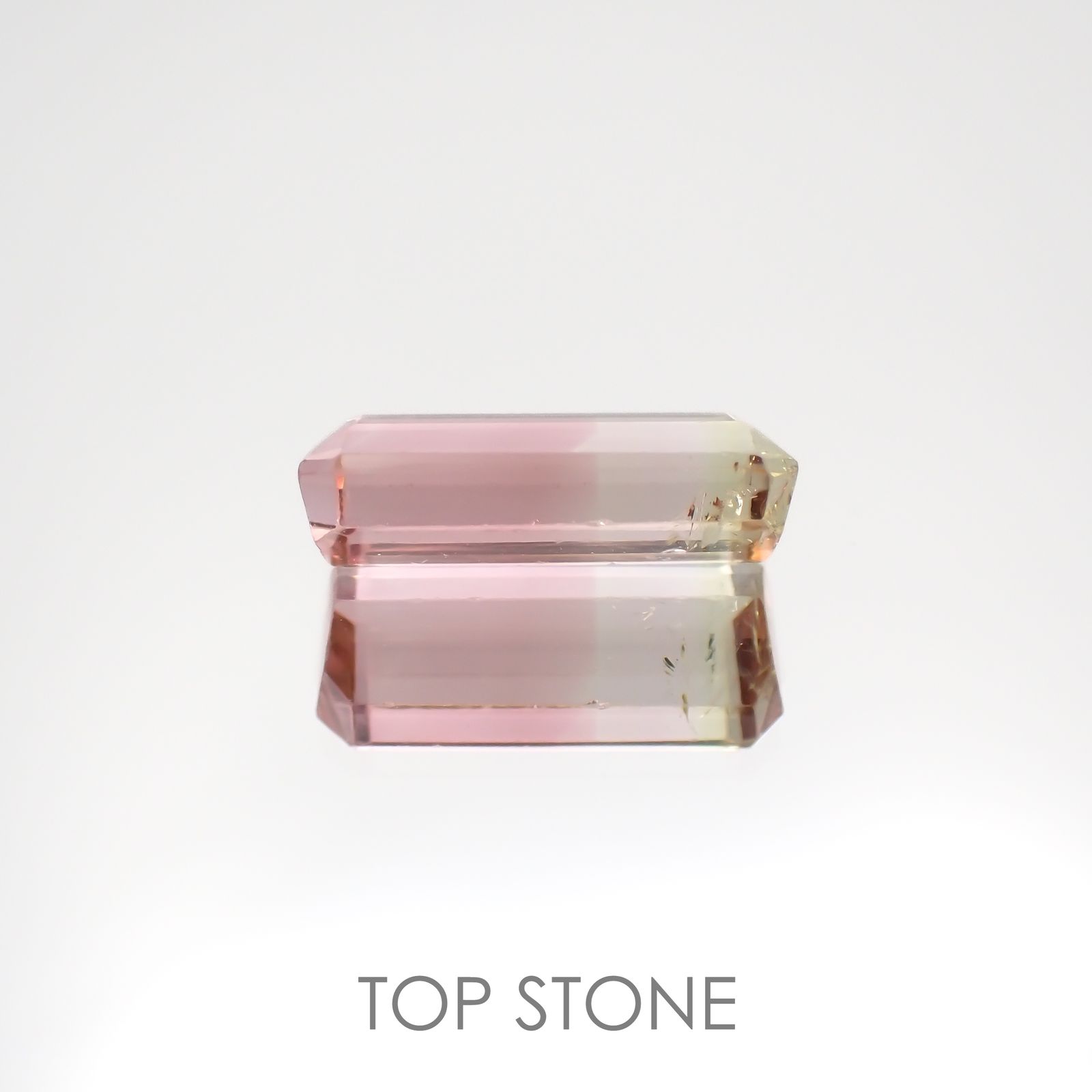バイカラートルマリン(宝石名トルマリン)アフガニスタン産 2.46ct 識別済[221018922]12x5.4mm前後