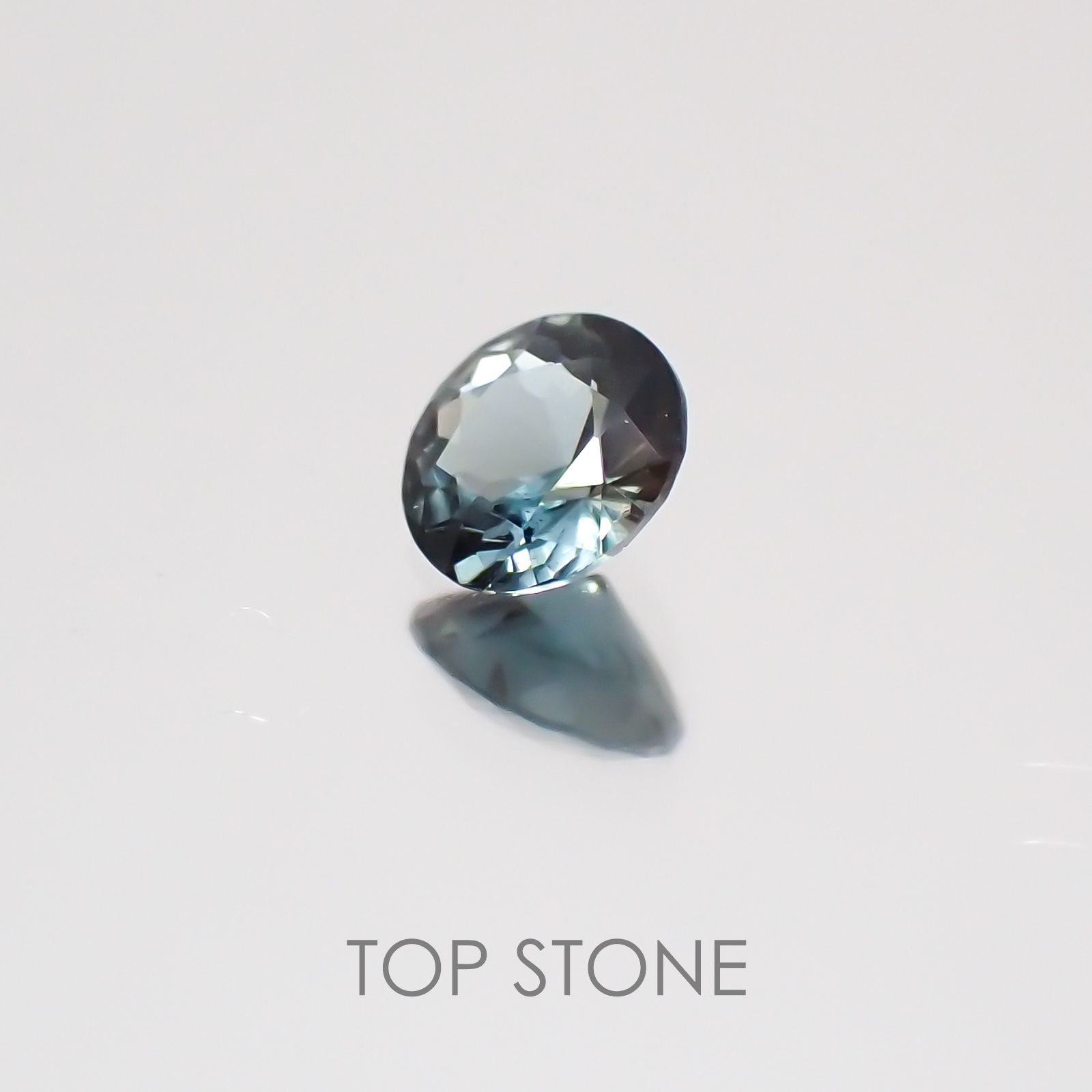 サファリン マダガスカル産 ルース 0.16ct[21018925]3.5×3.5mm前後