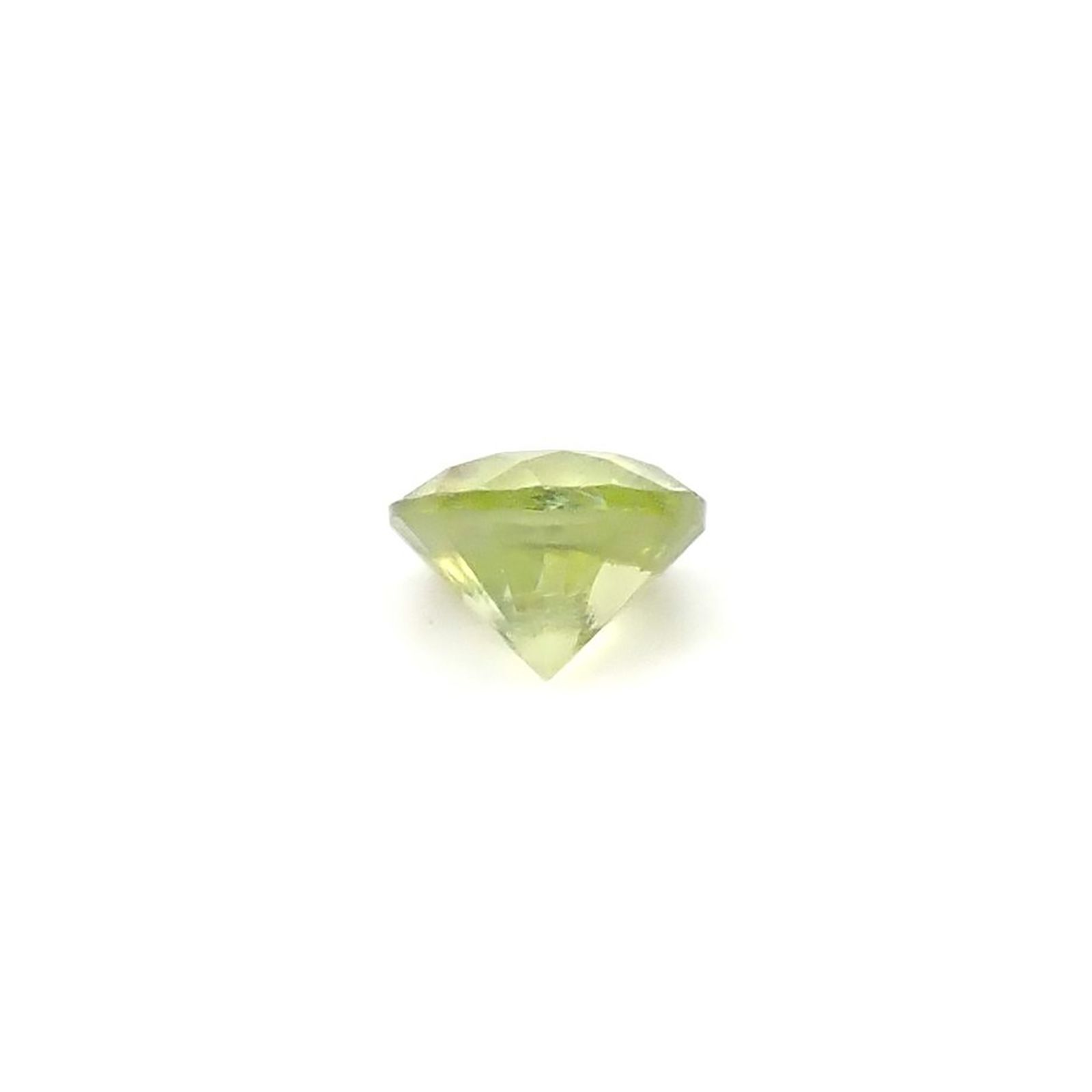 スフェーン(宝石名スフェーン)マダガスカル産 識別済 0.43ct / 4.5x4.5mm前後 [251231363]
