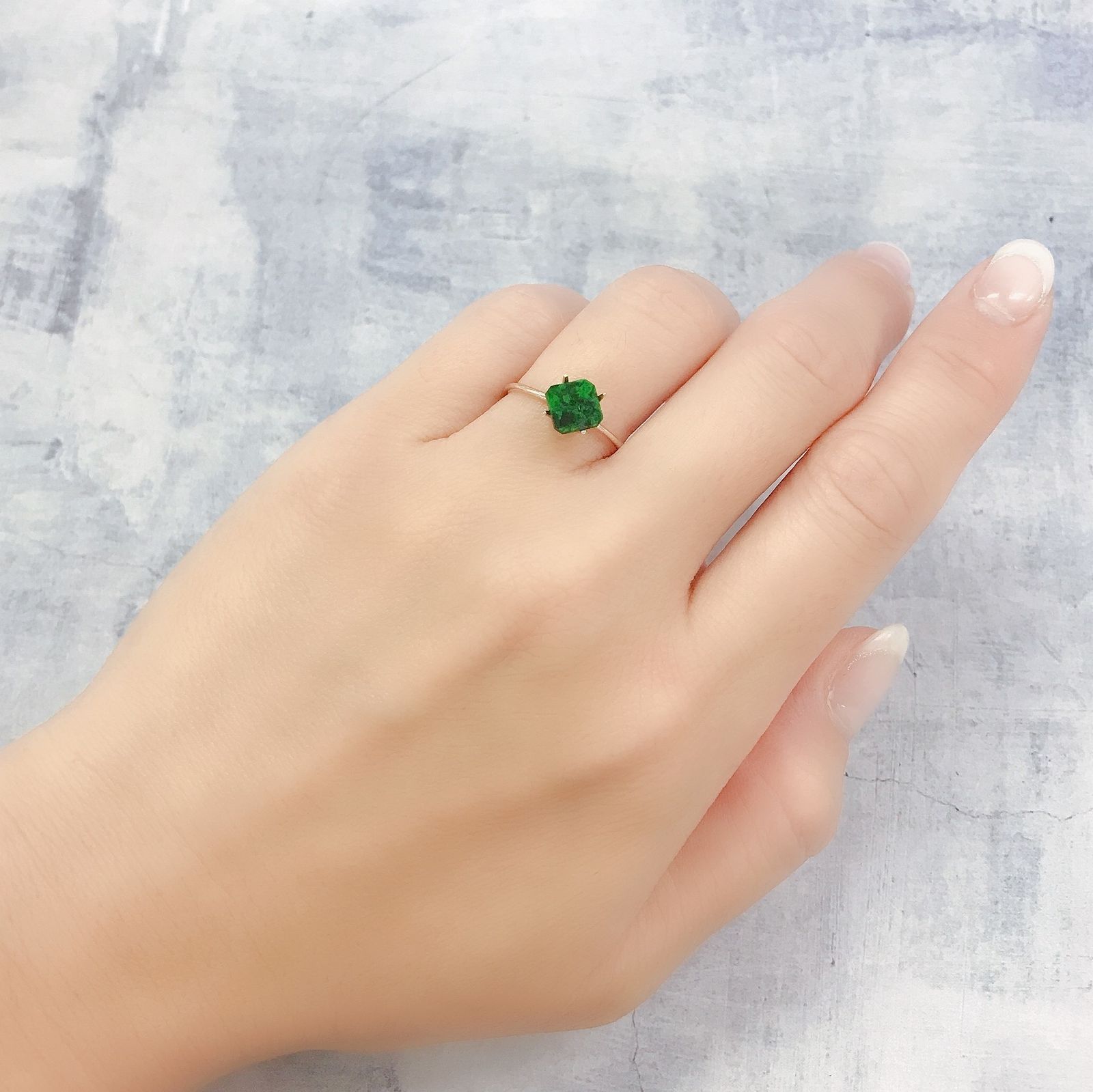 モーシッシ(宝石名マウシットシット)ビルマ産 1.16ct 識別済[220717073]6.3x6.2mm前後
