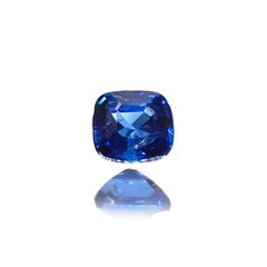 コバルトブルースピネル(宝石名コバルト ブルー・スピネル)ベトナム・ルクイエン産 ソ付(彩珠) 0.046ct / 2.1x1.9mm前後 [221219525]