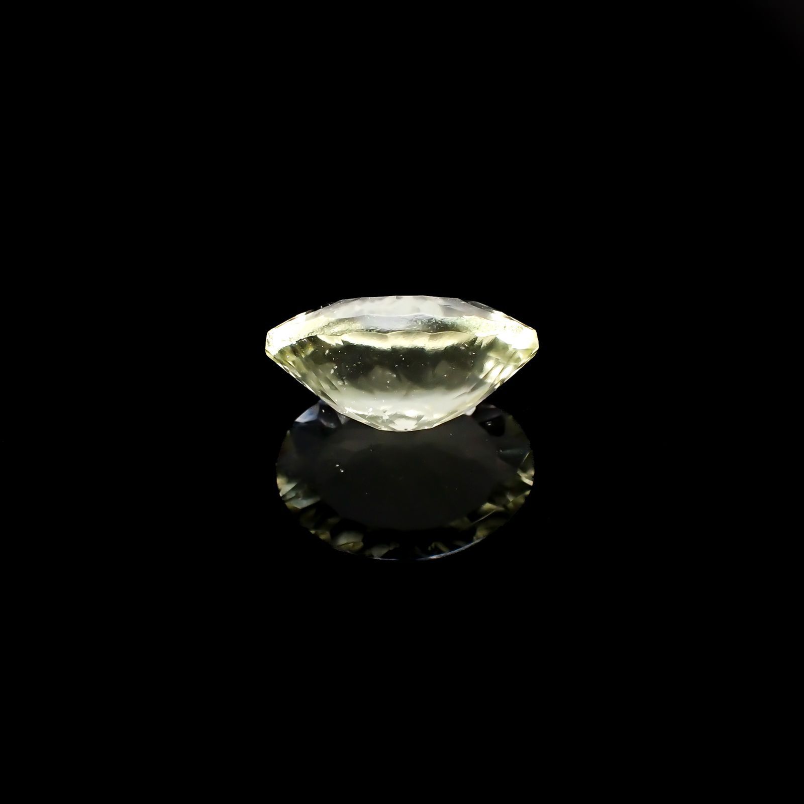 リビアングラス 発見地：エジプト・リビア砂漠 6.19ct[221018185]15.5x11.5mm前後 | TOP STONE(トップストーン)