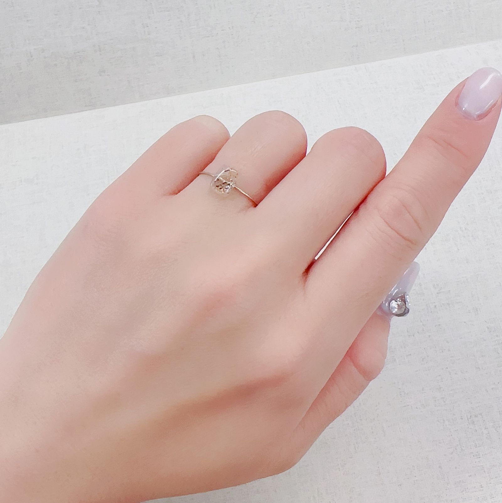 レインボーラティスサンストーン オーストラリア産 0.80ct[230220765]7x5.2mm前後