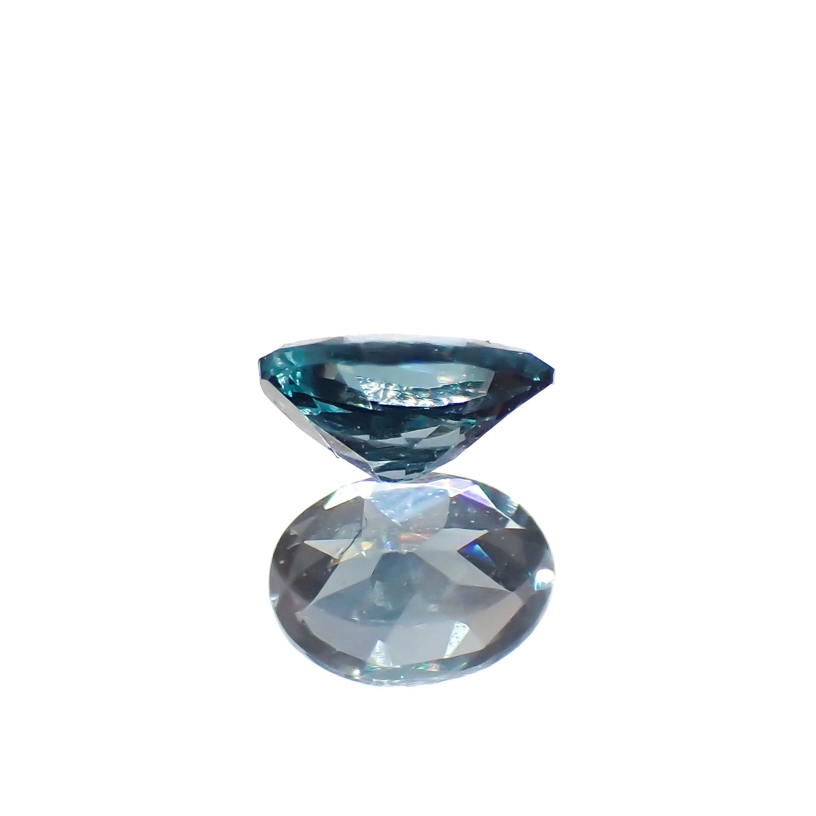 カラーチェンジガーネット アレキタイプ マダガスカル・ベキリー産 0.17ct[230923538]3.9x2.9mm前後