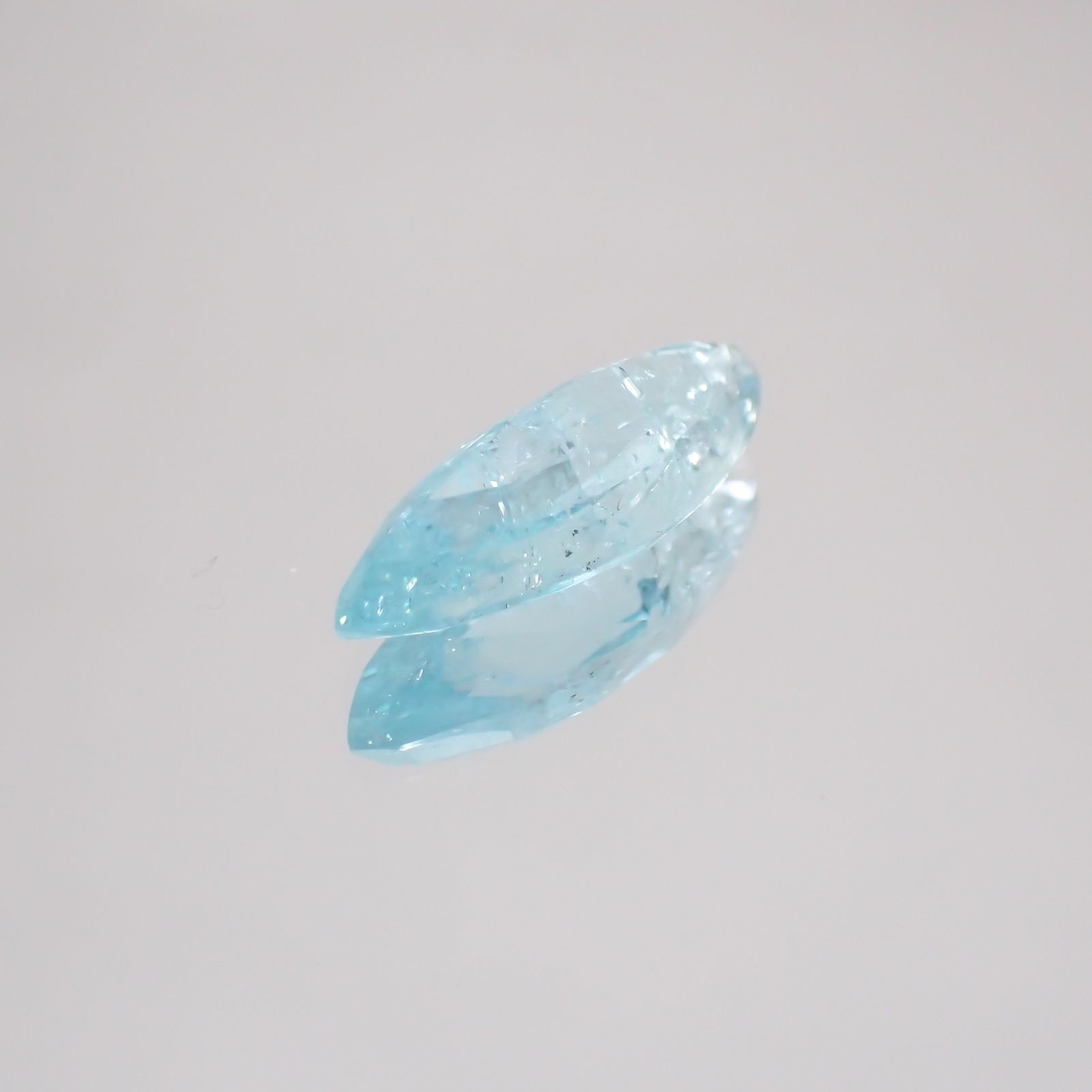 パライバトルマリン(宝石名トルマリン/別名パライバ・トルマリン) モザンビーク産 2.801ct ソ付(宝貴協)[210410361]16.3×6.0mm前後