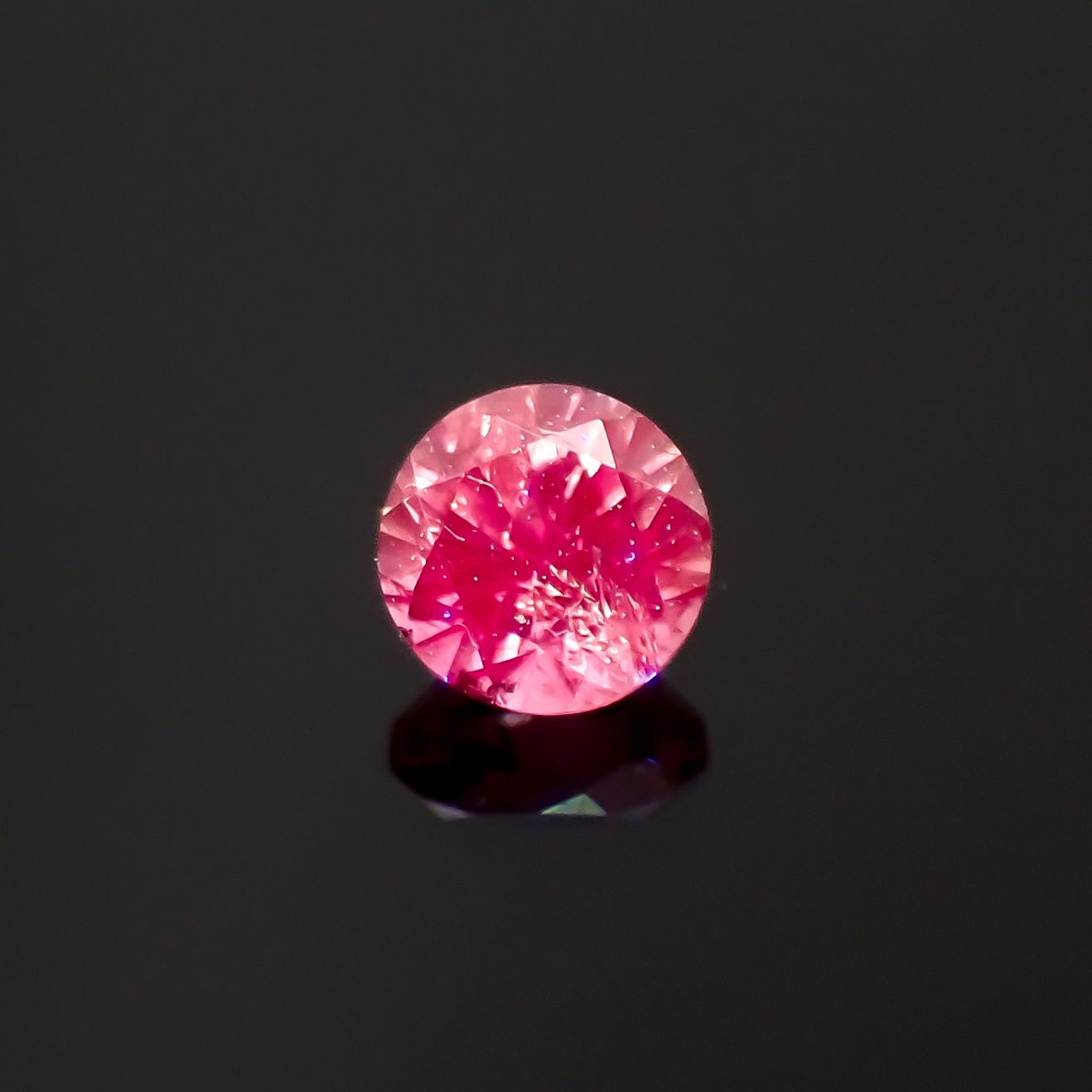 ウィンザーサファイア タンザニア・ウィンザー産 0.16ct[230421400]2.9x2.9mm前後